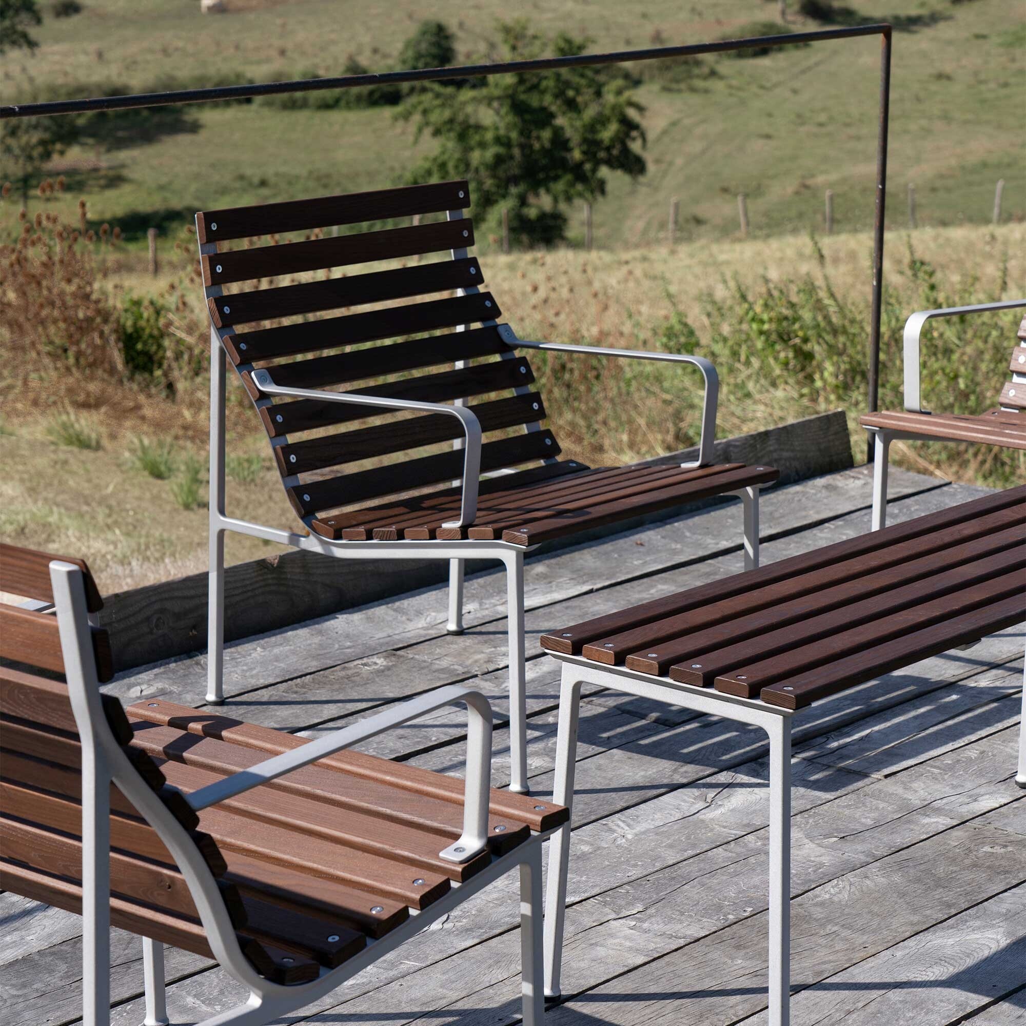 Traverse Outdoor Bench 114cm