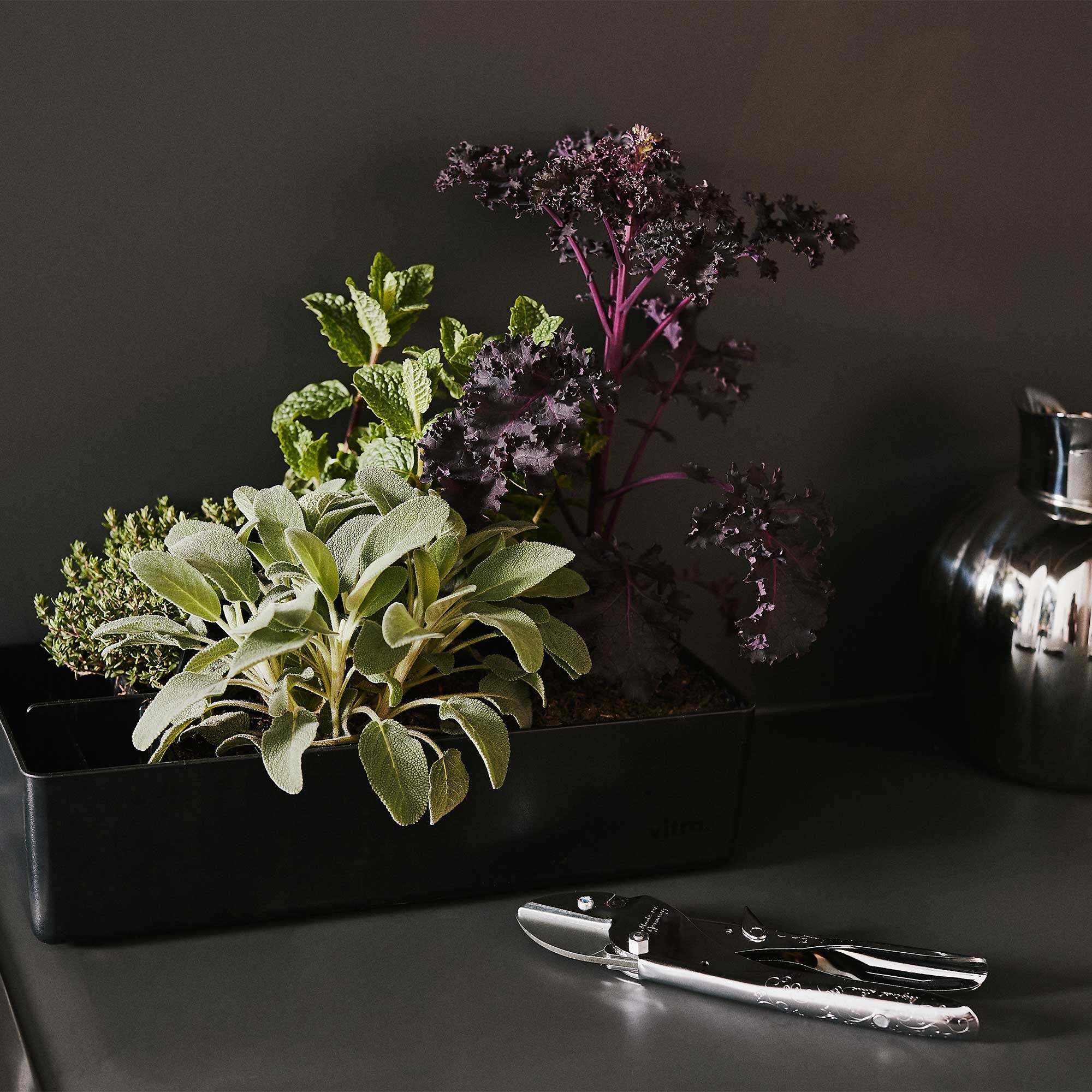 Vitra Toolbox Storage Box