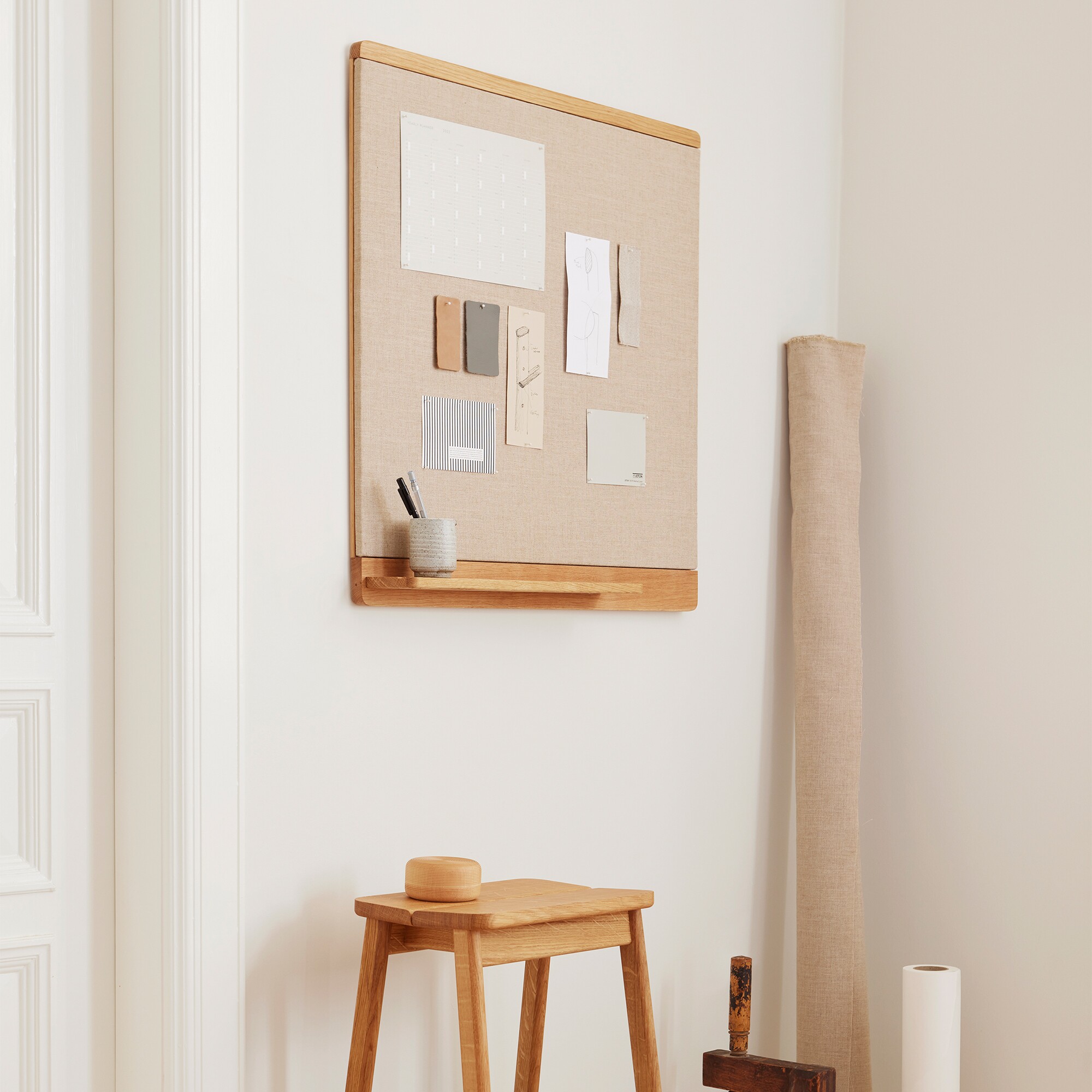 Rim Pin Board 75x75cm