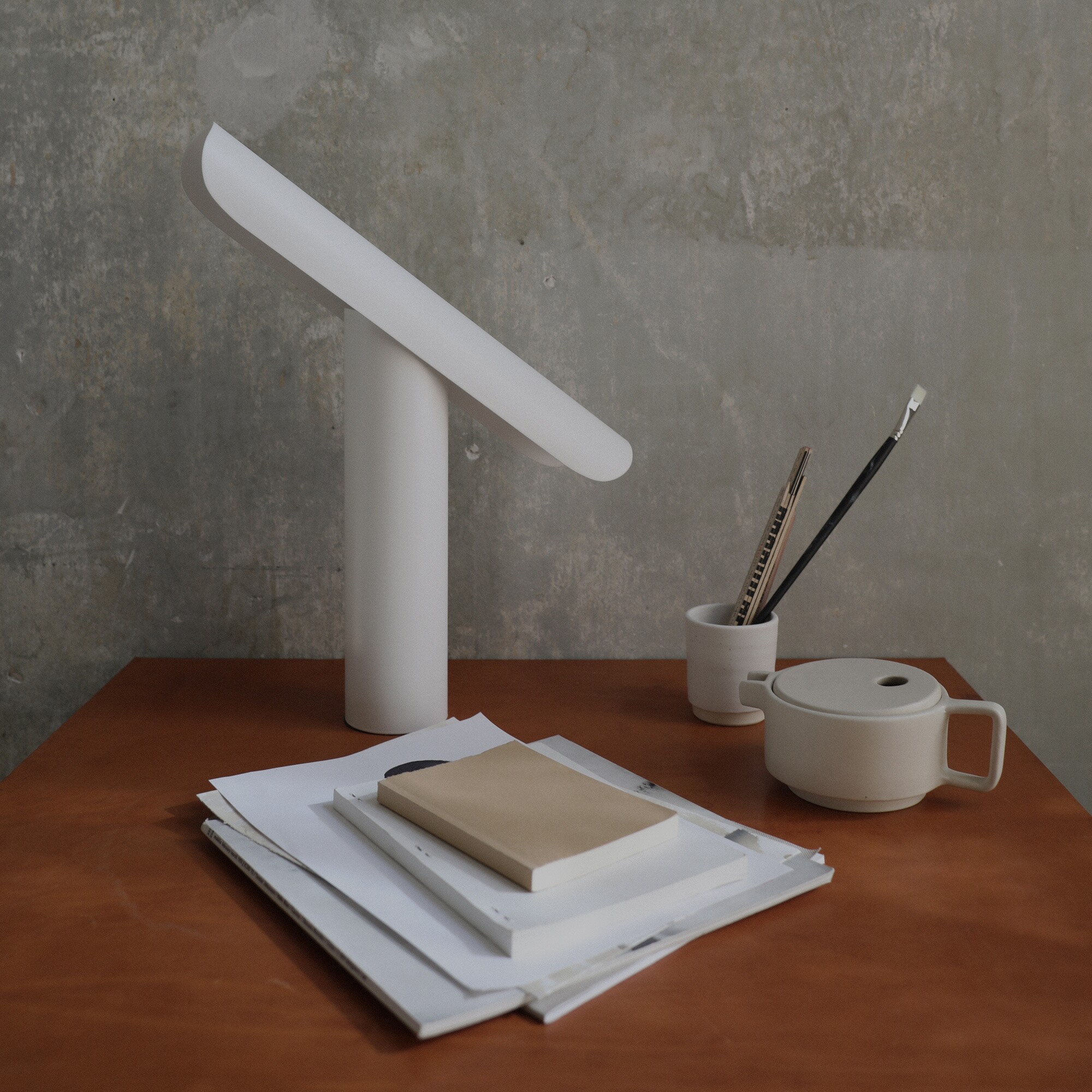 T- LED Table Lamp