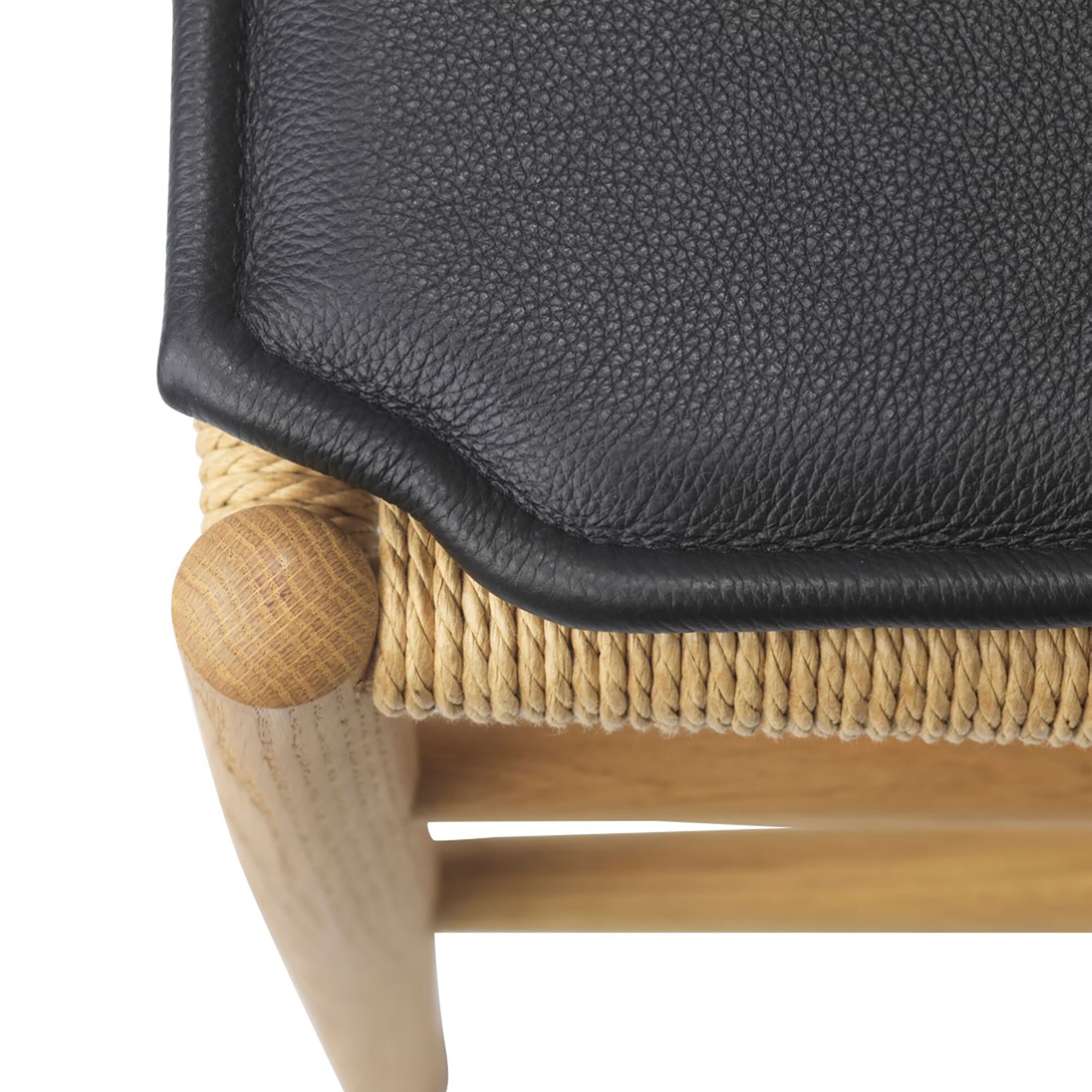 R5 Nøje Seat Cushion for J80 Chair