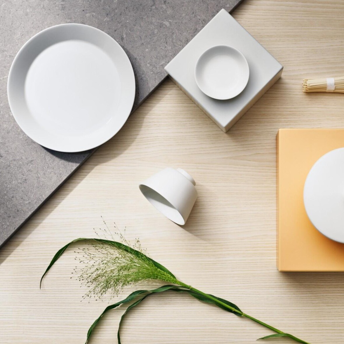 Teema Plates Set of 8