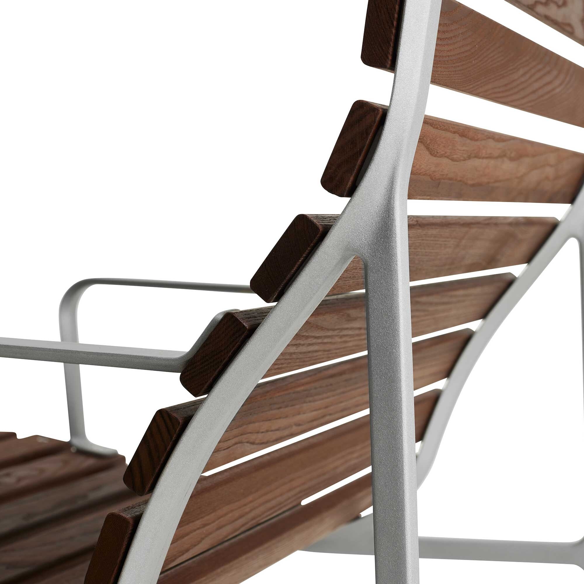 Traverse Outdoor Lounge Armchair