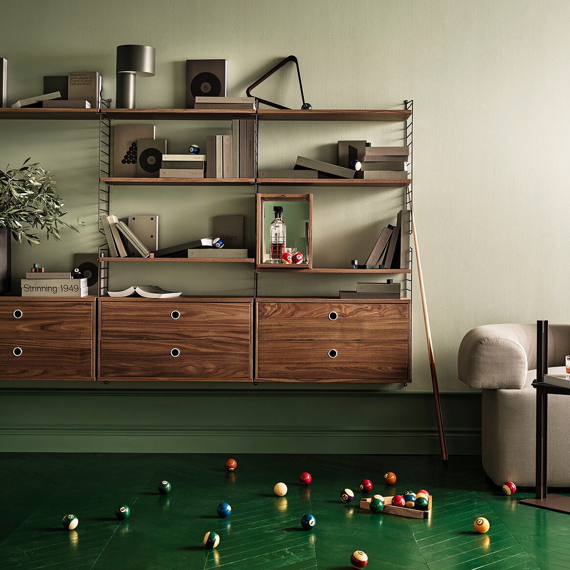 String System Tiny Cabinet 28x30cm