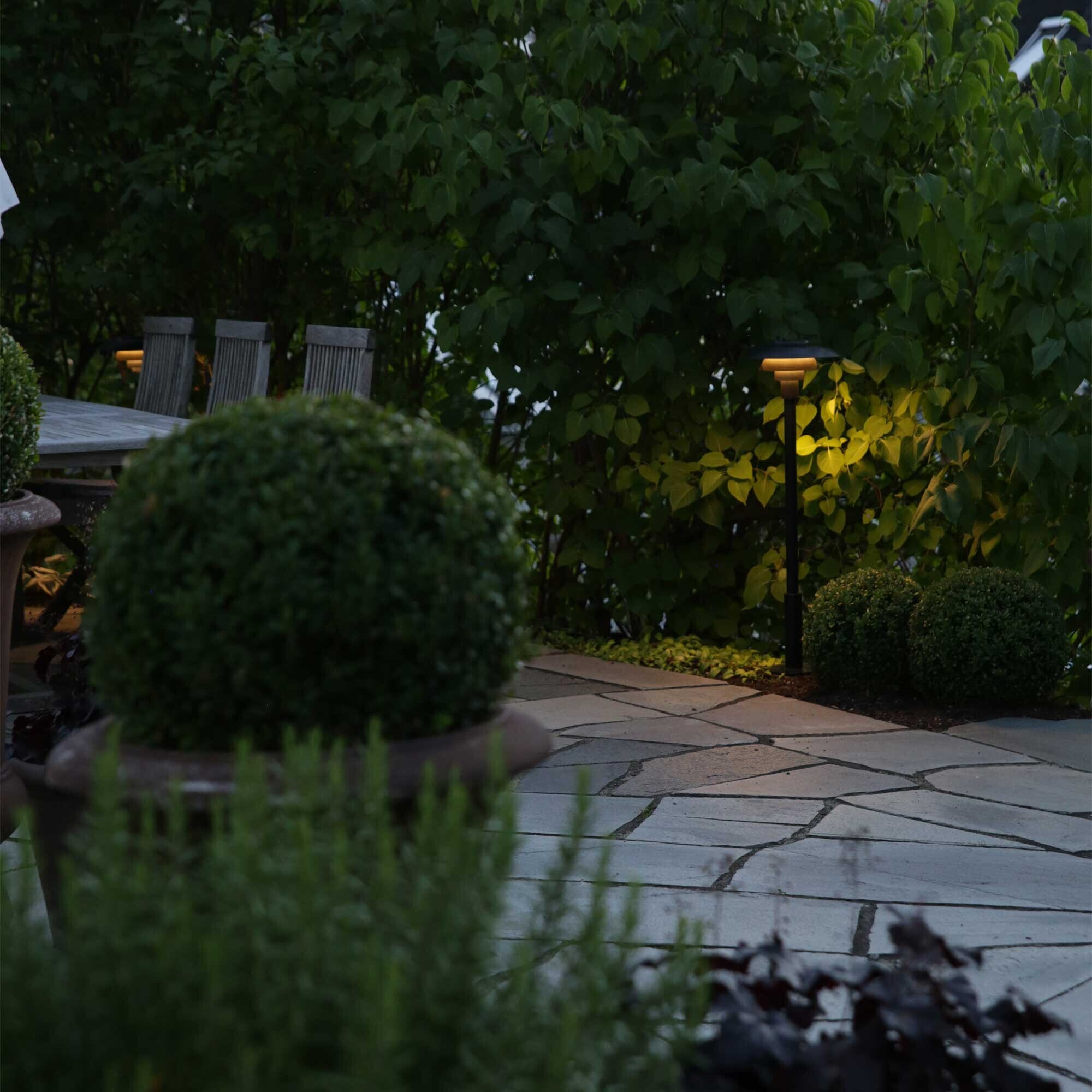 PH 3-2½ Bollard Light