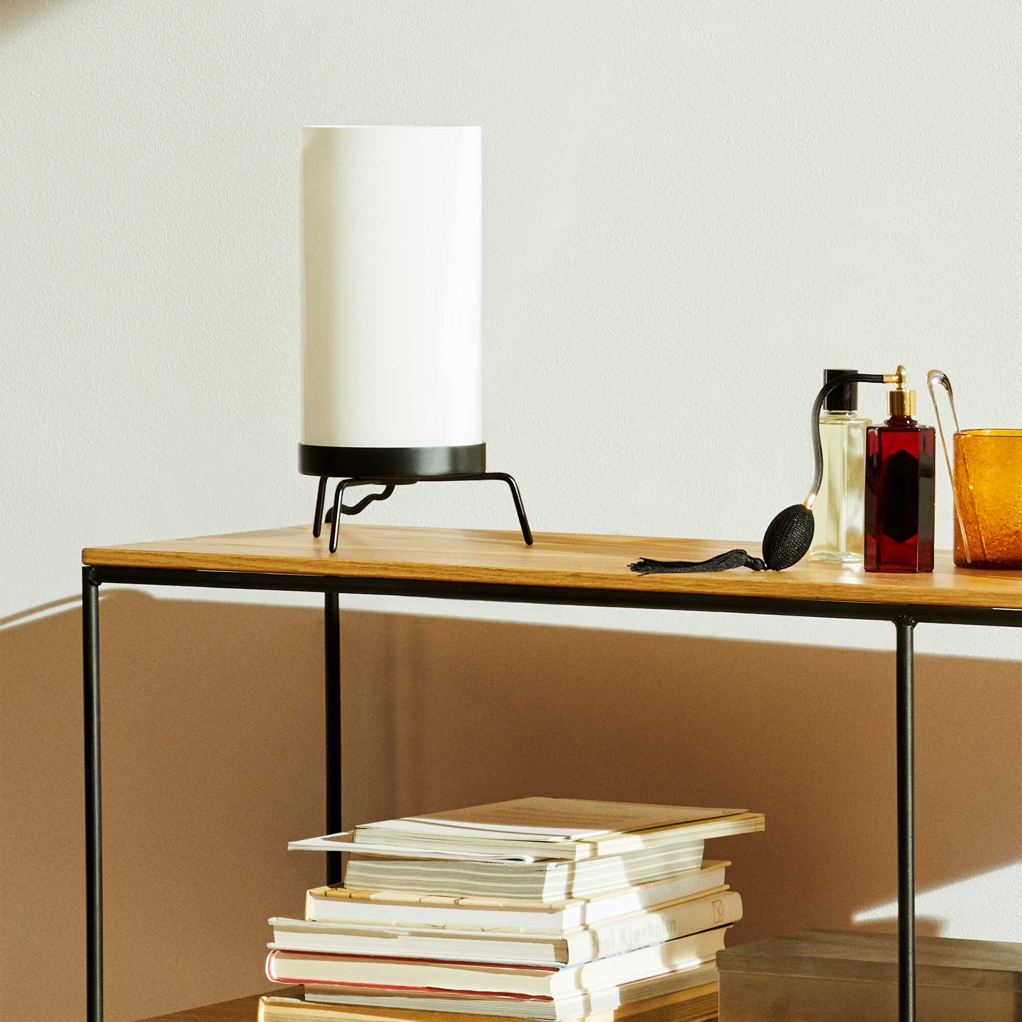 Planner™ PM02 Table Lamp