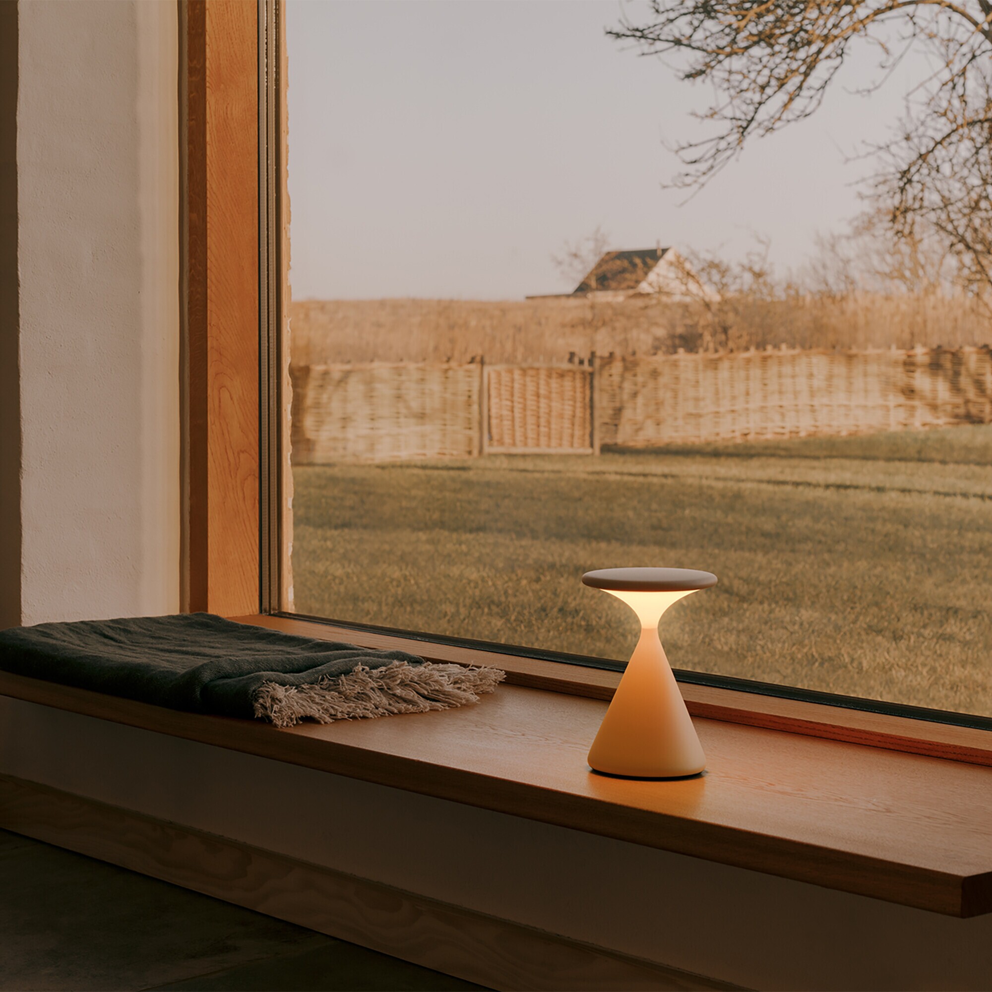 Salt LED Battery Lamp