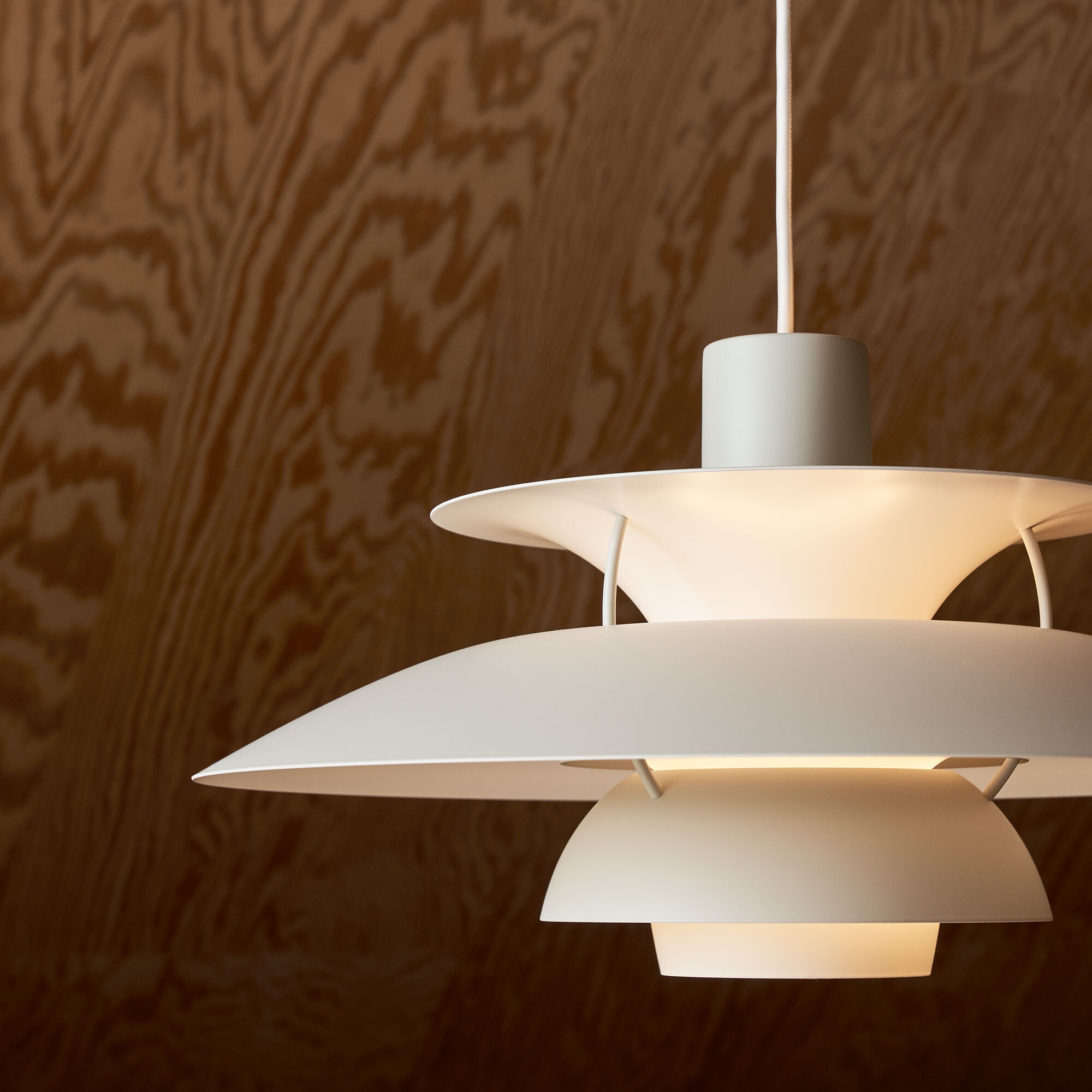 PH 5 Monochrome Suspension Lamp