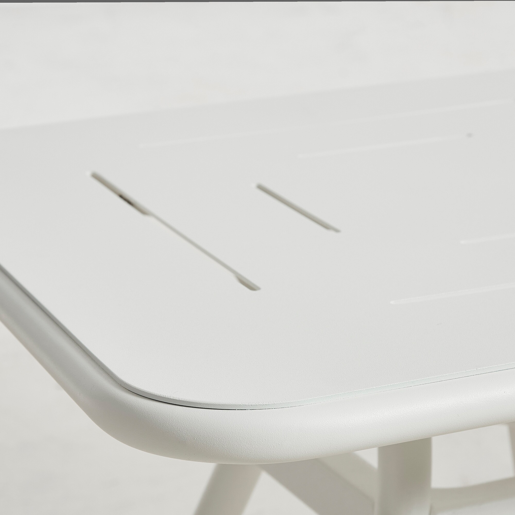 Ray Outdoor Table Square