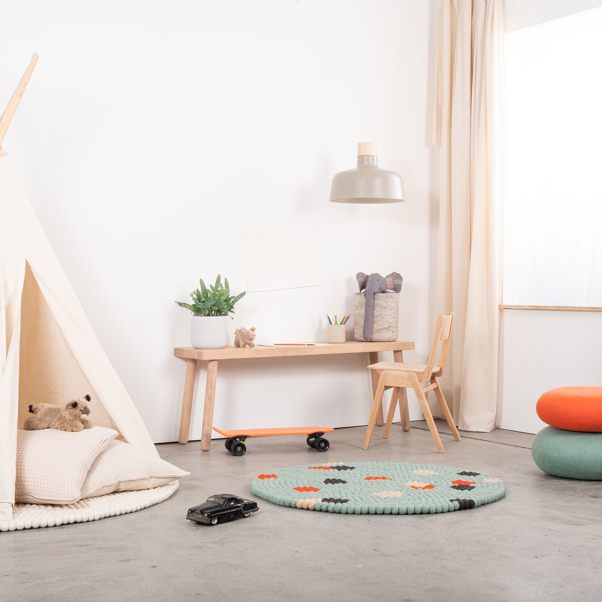 Terra Ocean Felt Ball Rug