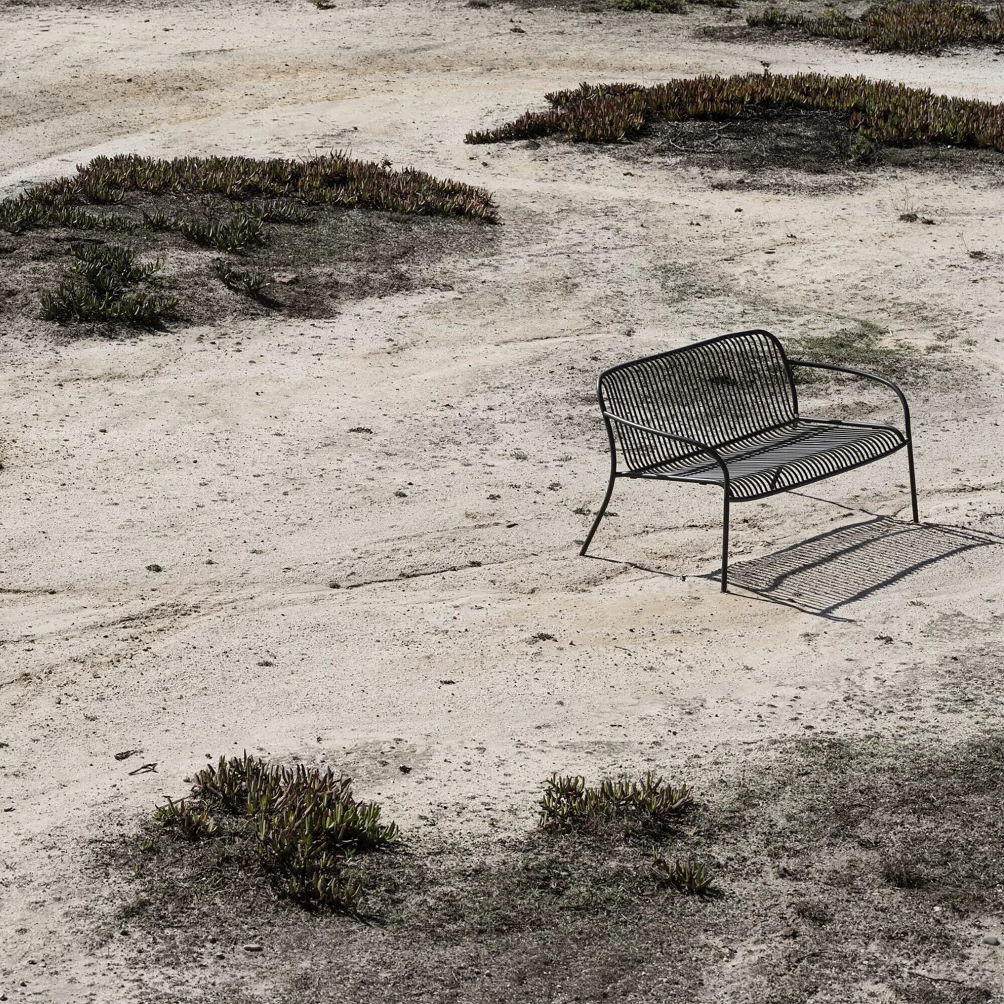 Yua Wire Outdoor Lounge Sofa