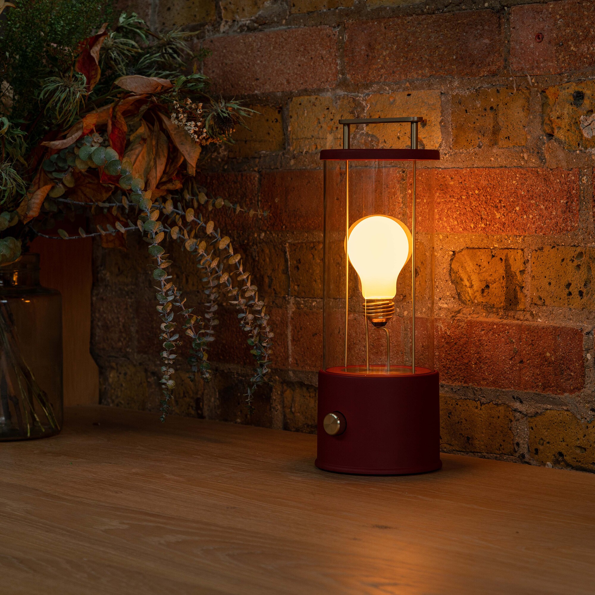 The Muse LED Lamp with Battery