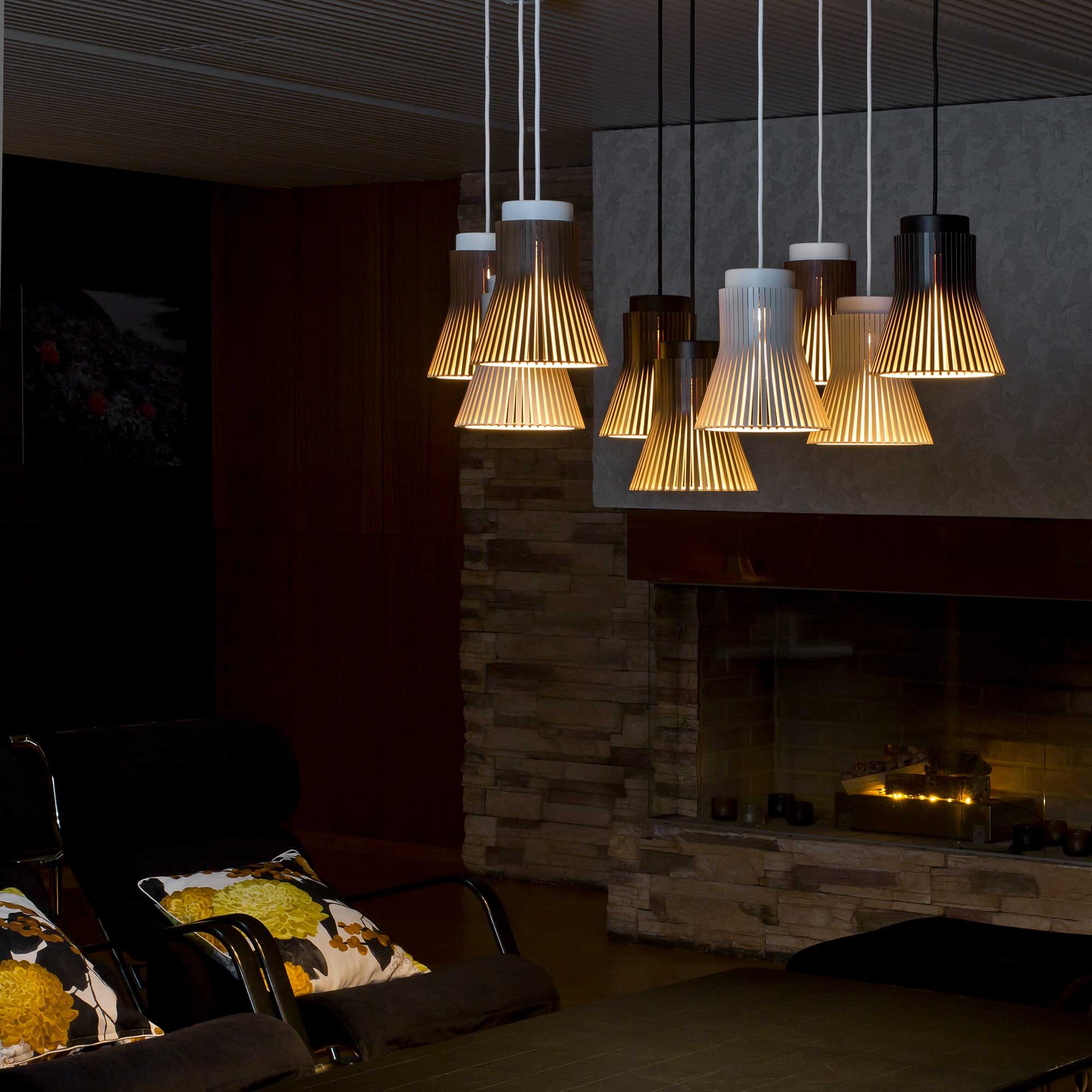 Petite 4600 Suspension Lamp