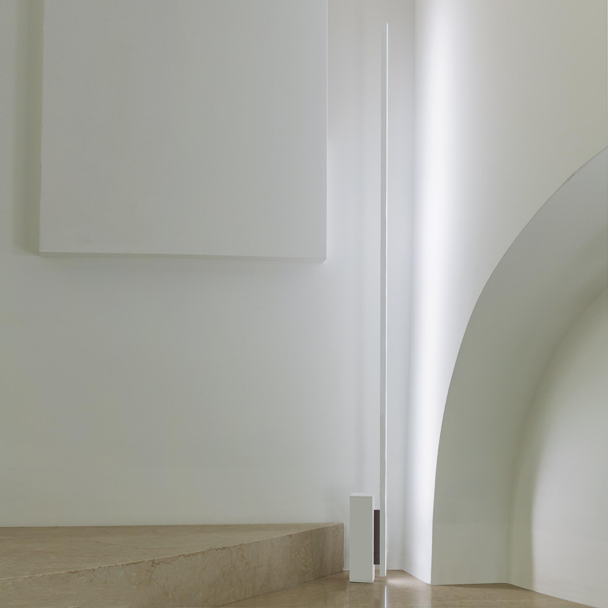 Linescapes LED Floor Lamp