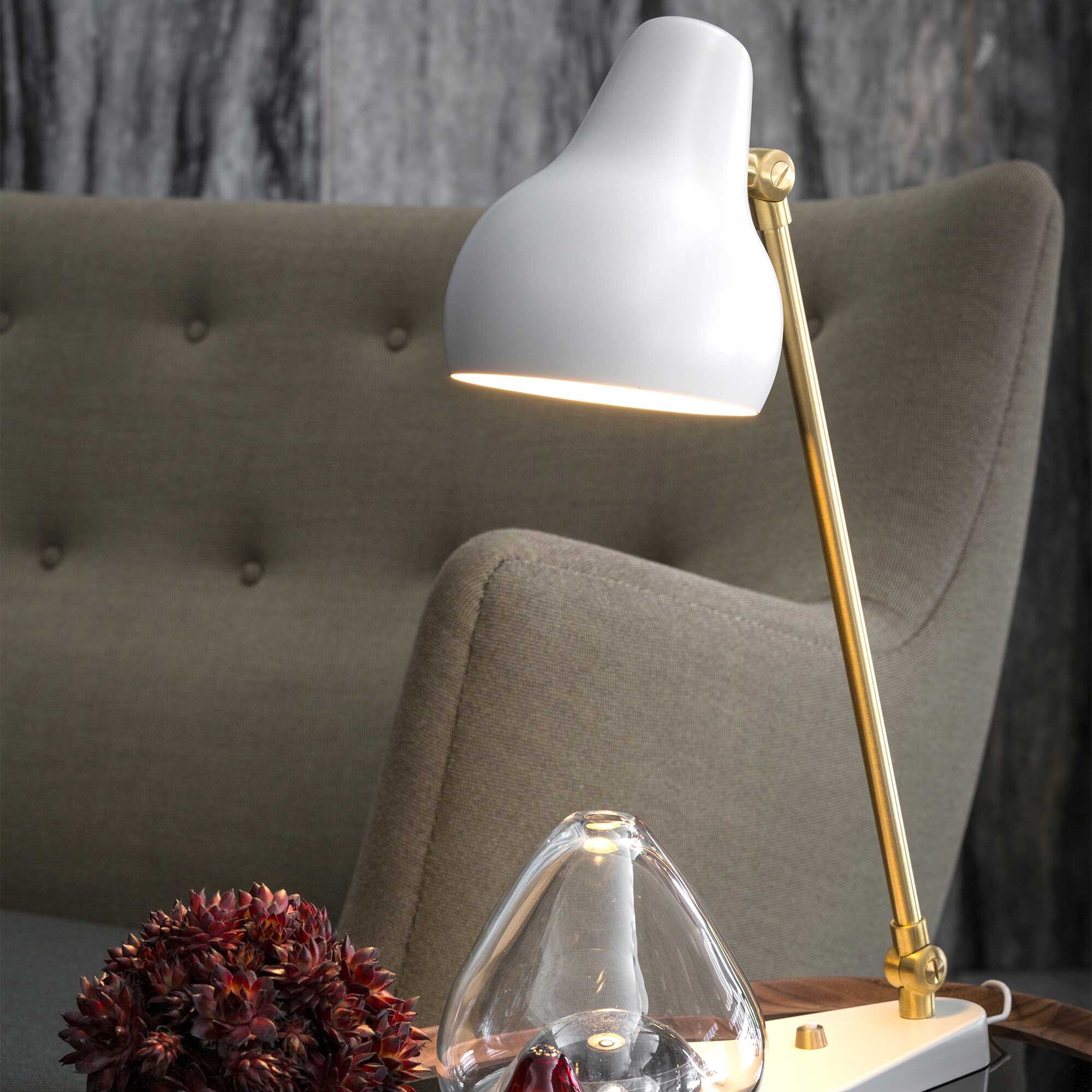 VL38 LED Table Lamp