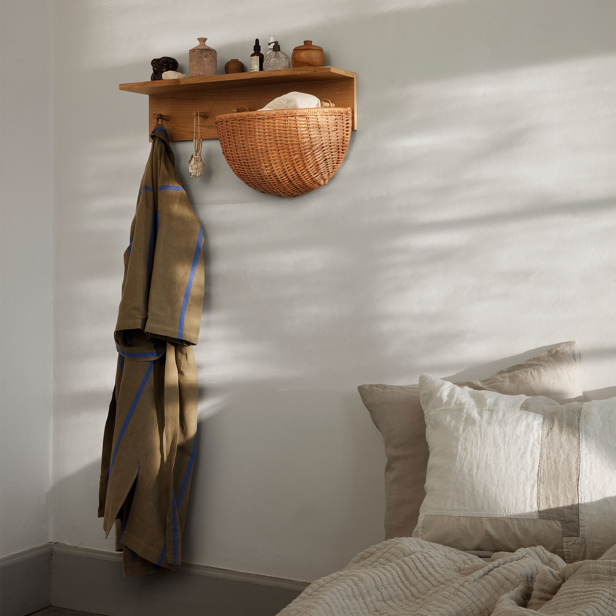 Place Wall Coat Rack