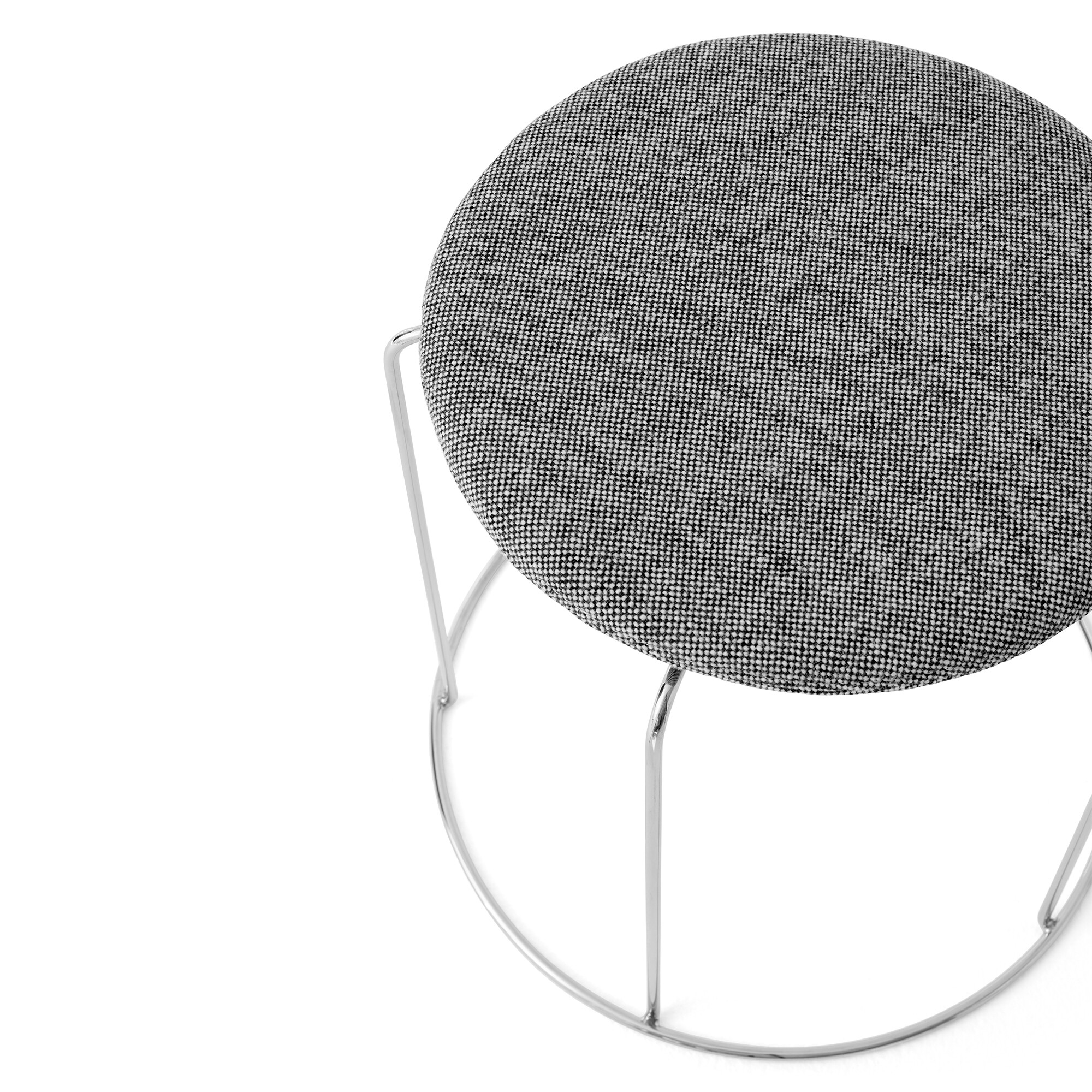 Wire VP11 Stool with Seat Pad