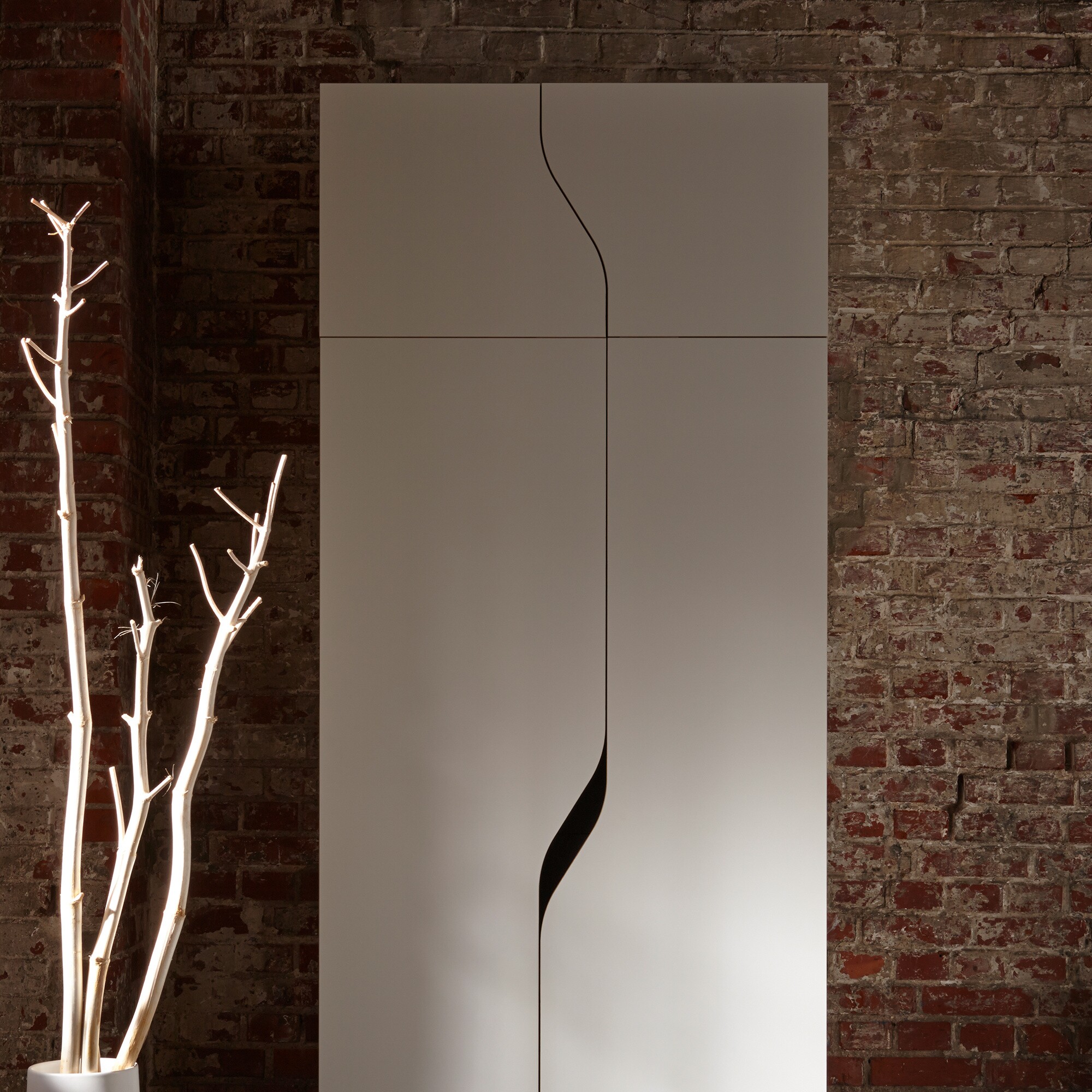 Plane Top-Mounted Cabinet