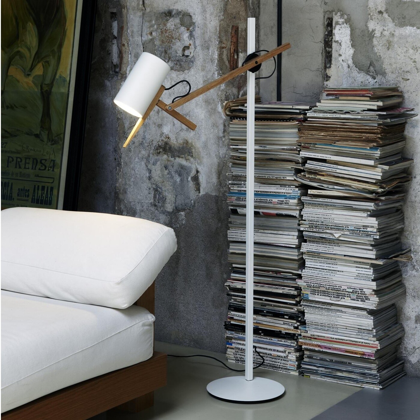 Scantling Floor Lamp