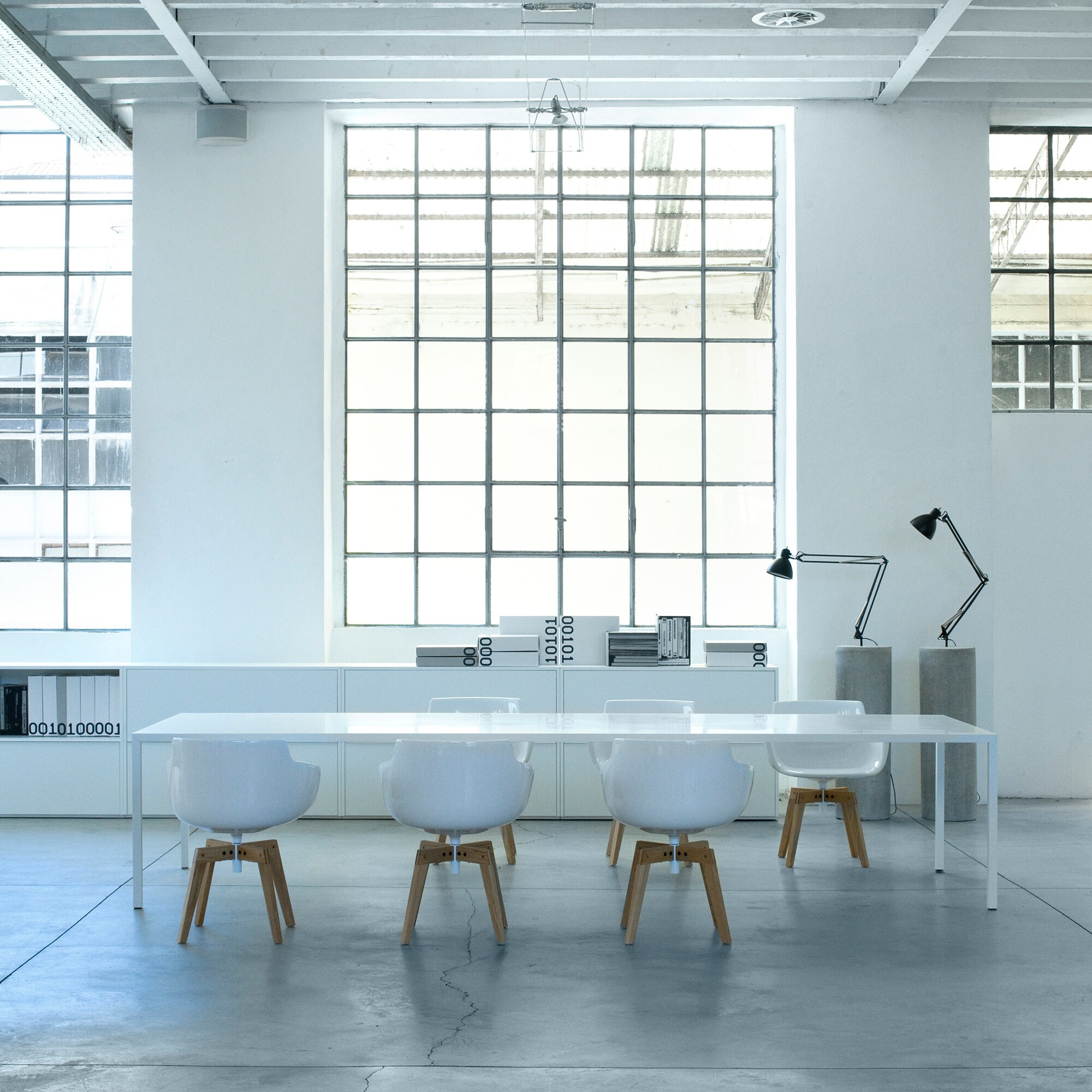 Tense Dining Table White