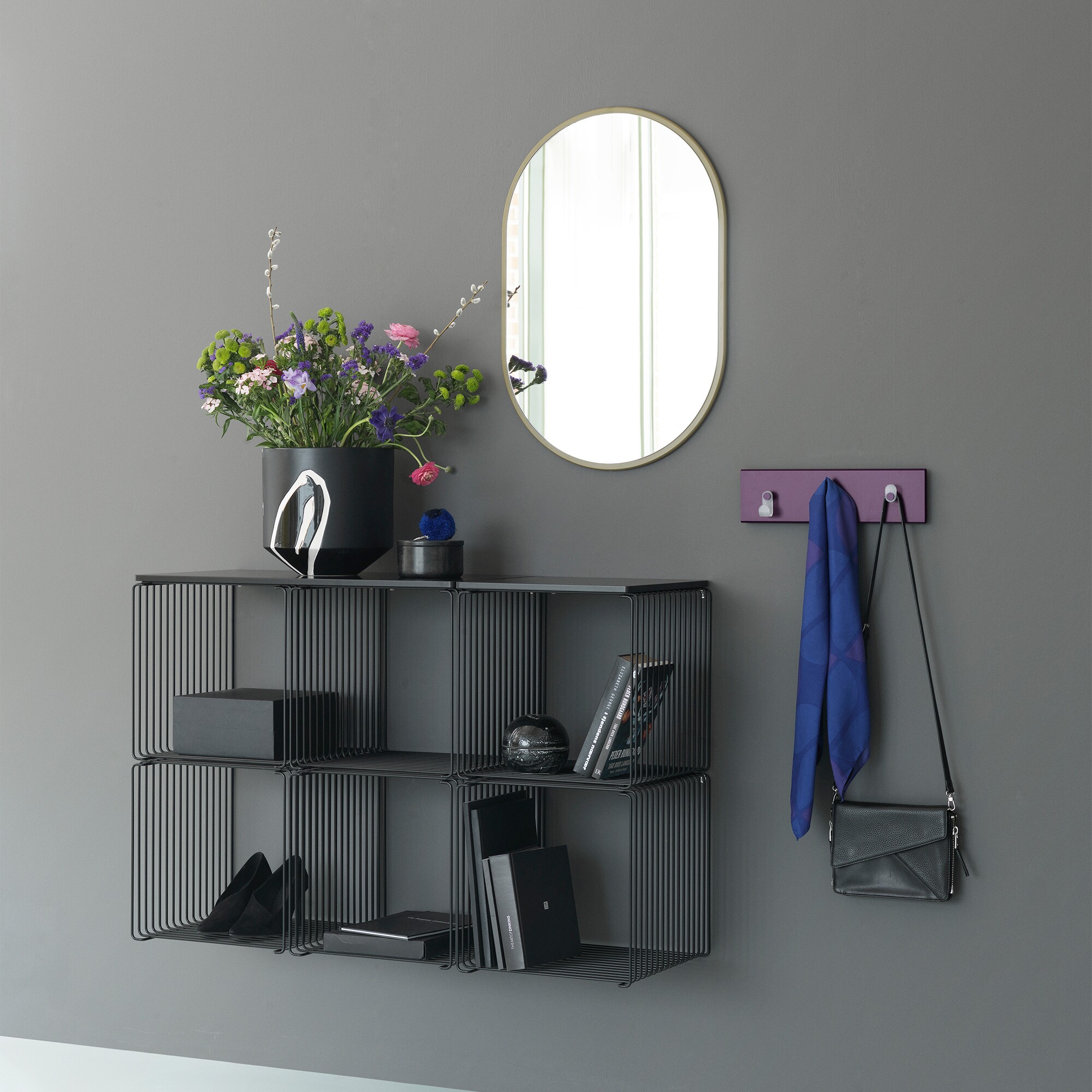 Panton Wire Top Plate 70.1x34.8cm