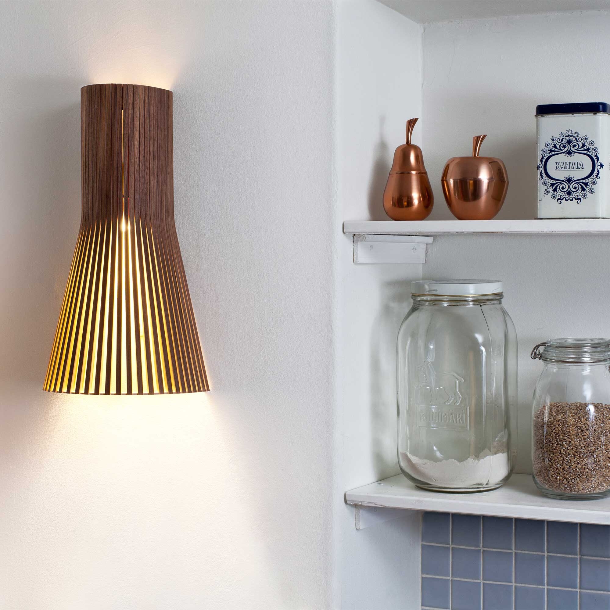 Secto 4231 Wall Lamp