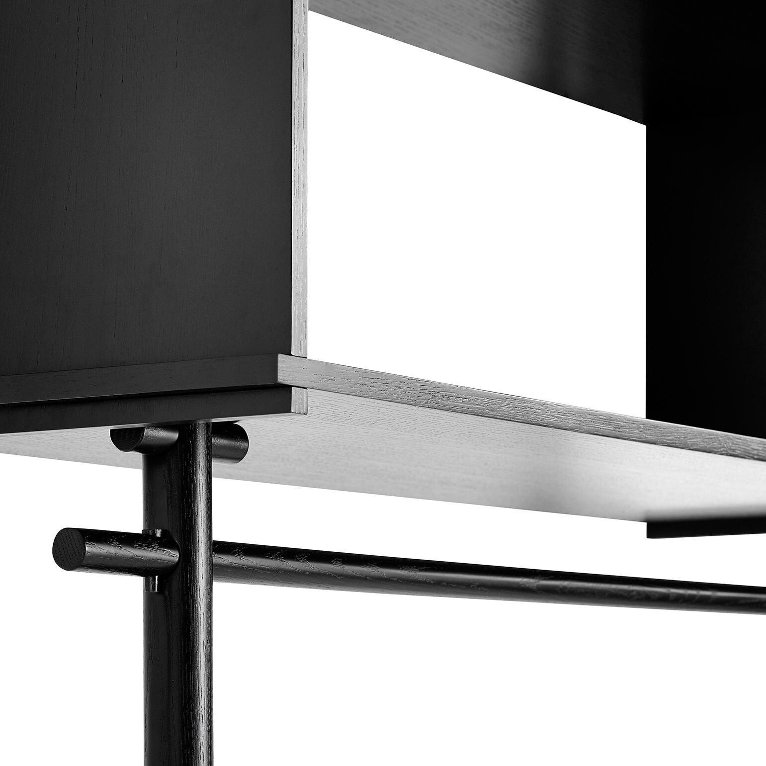 Töjbox Wall Wardrobe