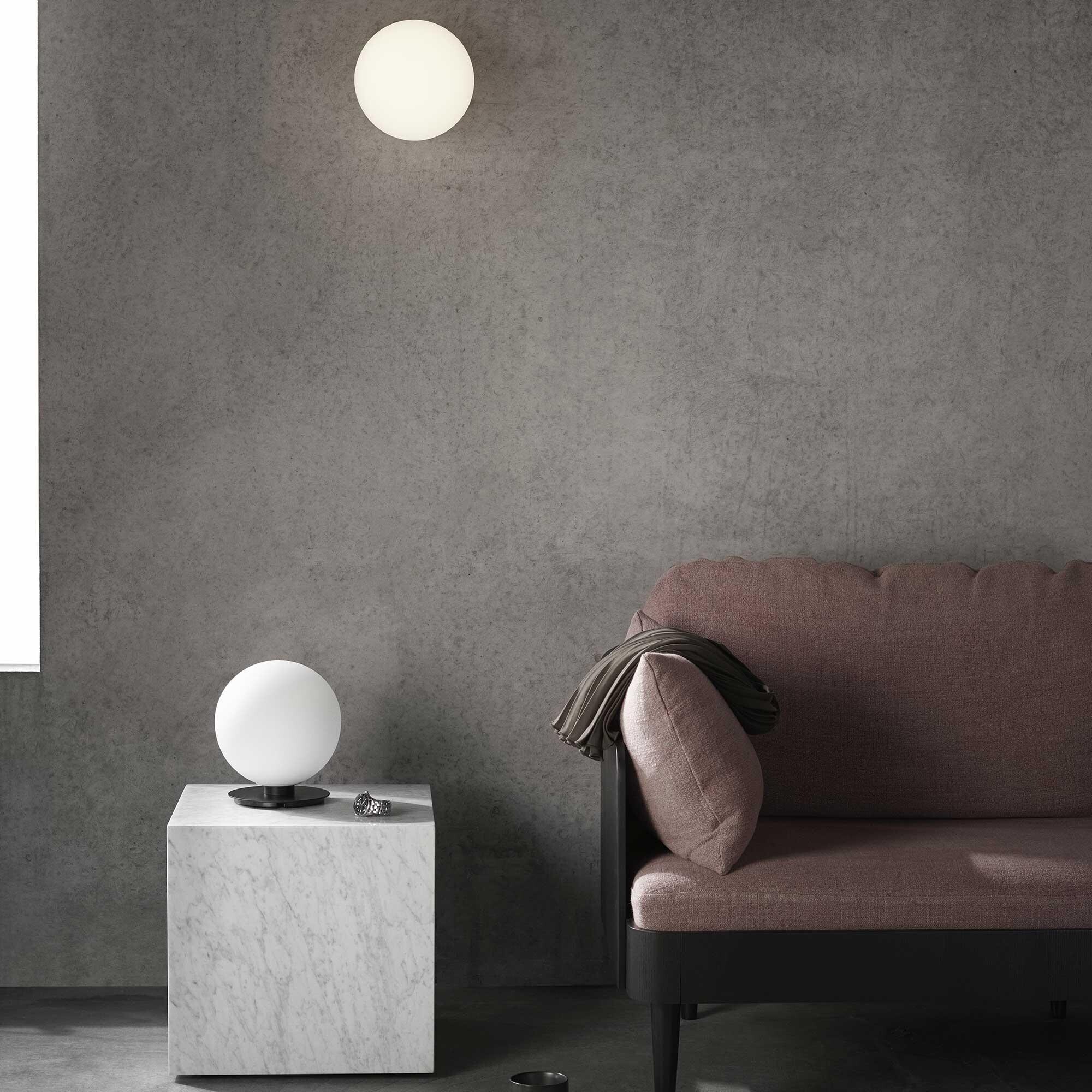 TR Bulb Wall/Ceiling Lamp