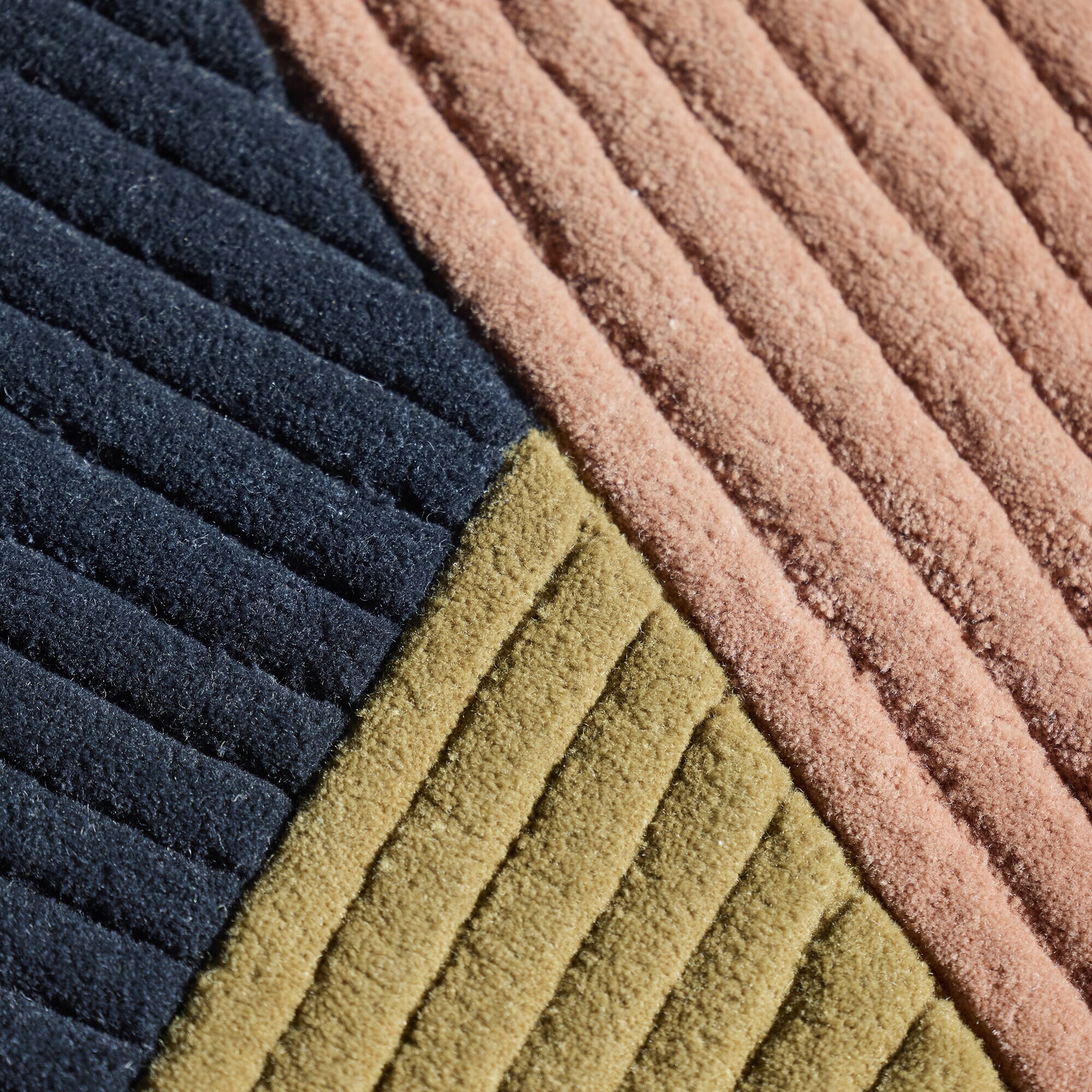 Row New Zealand Wool Rug Circular Ø200cm