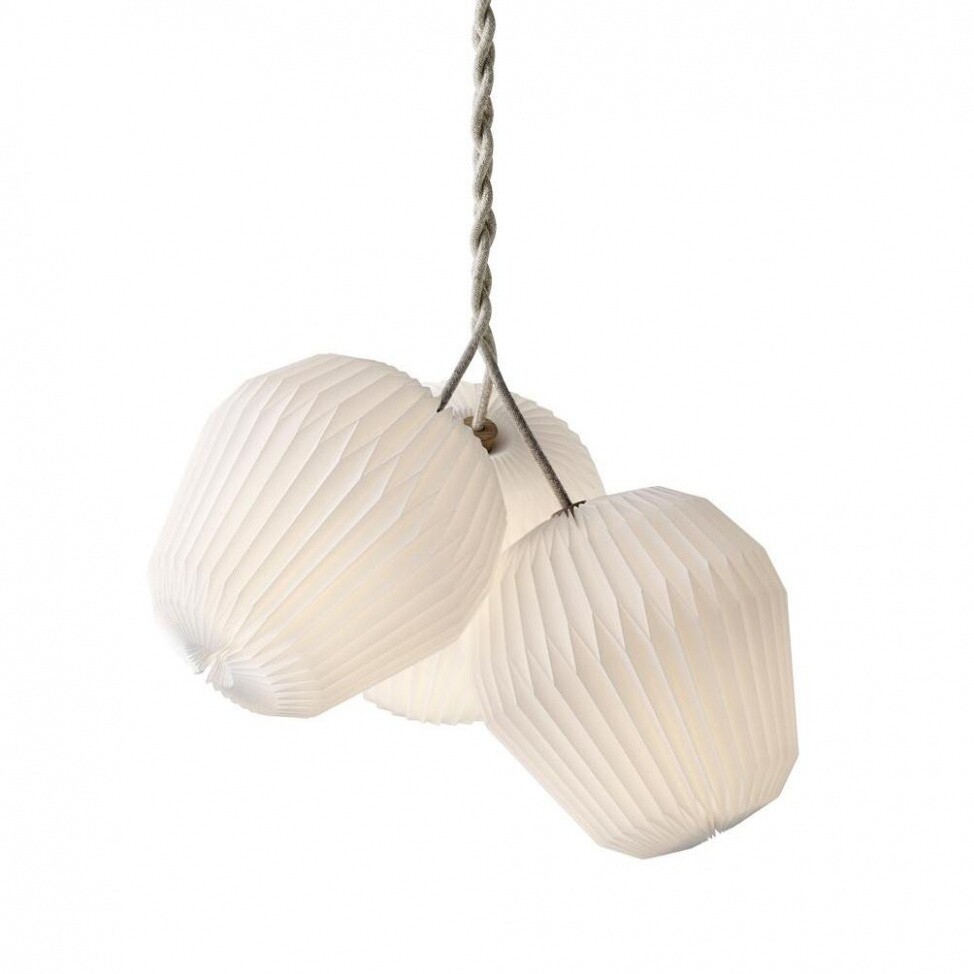 The Bouquet Suspension Lamp with 3 Lampshades