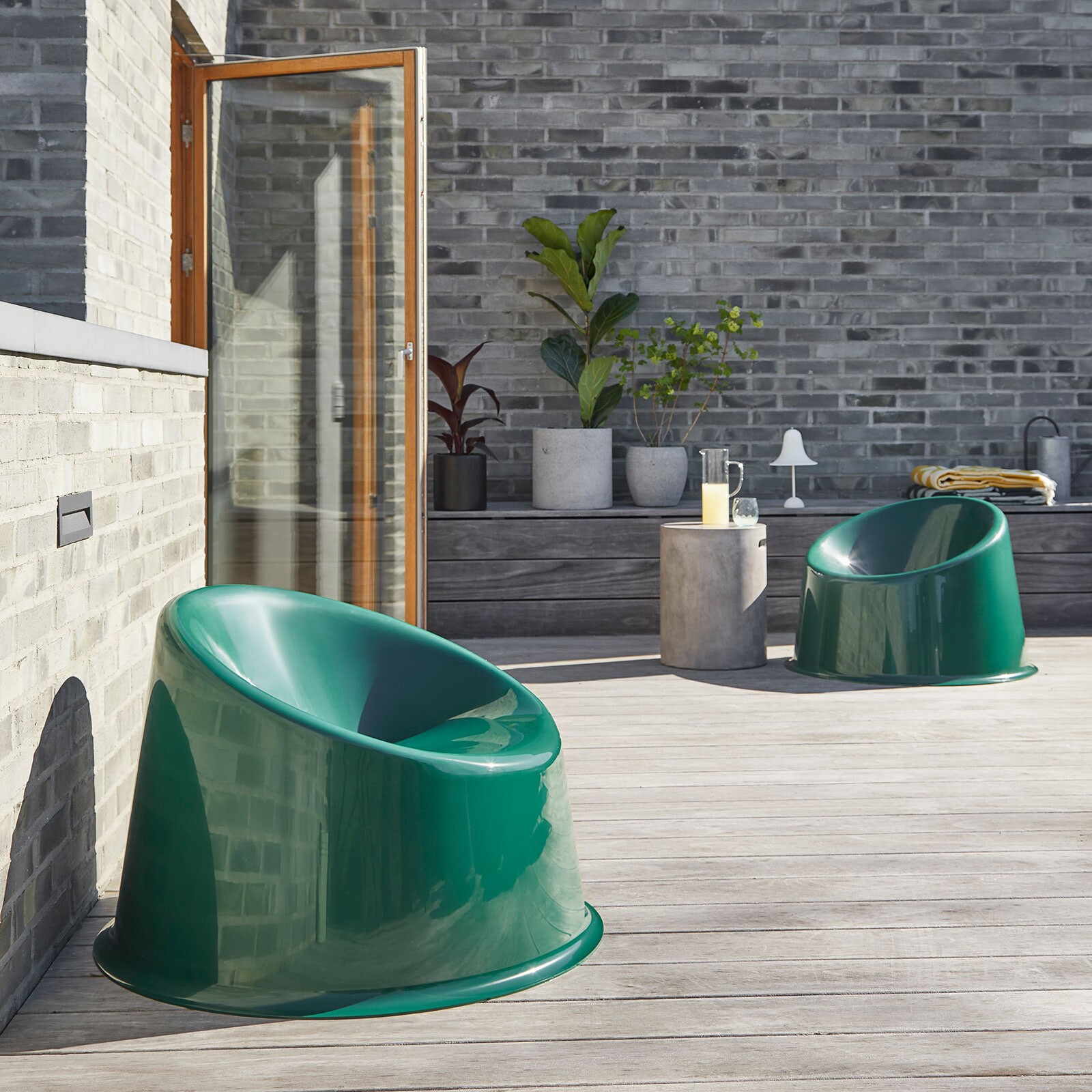 Panto Pop Stacking Chair