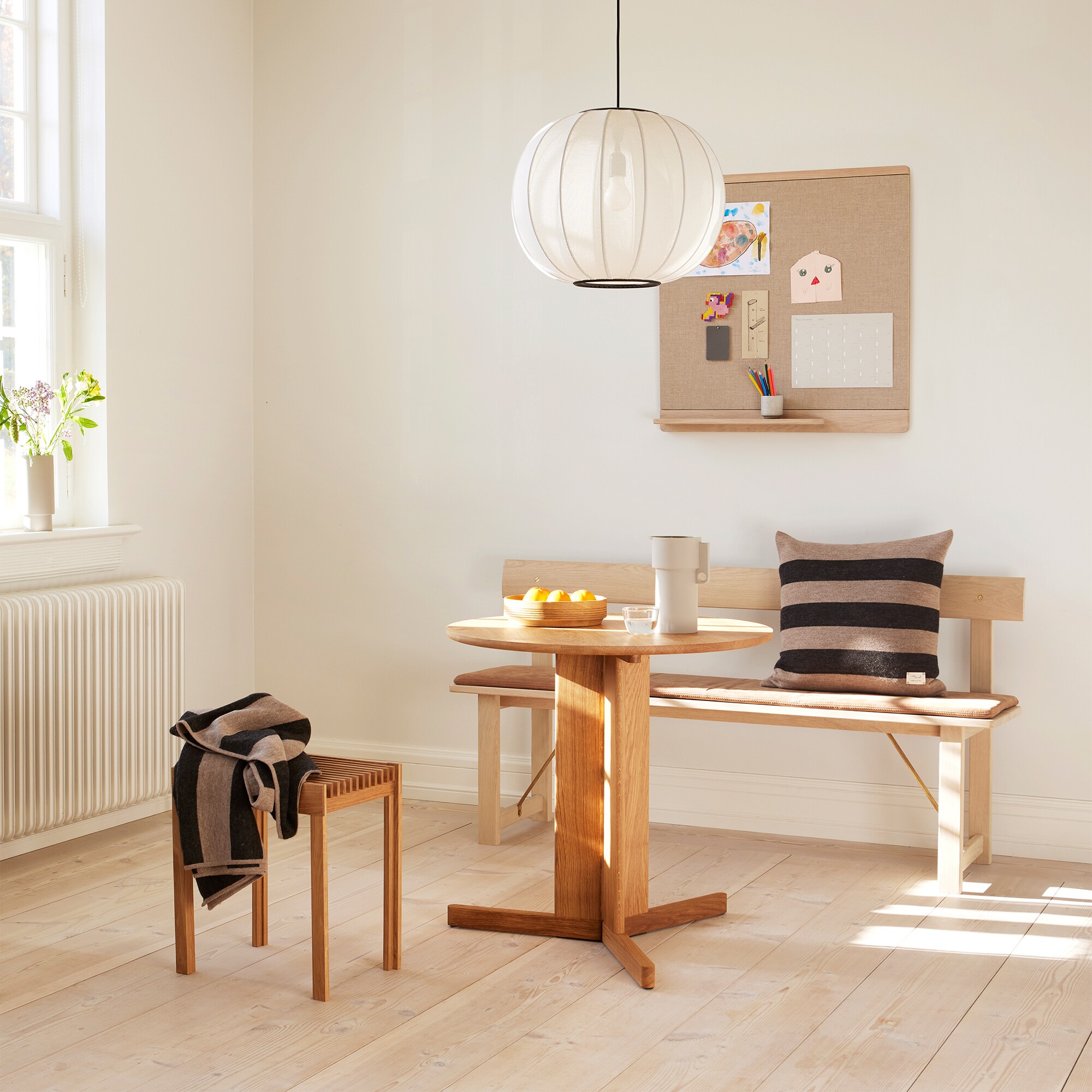 Rim Pin Board 75x75cm