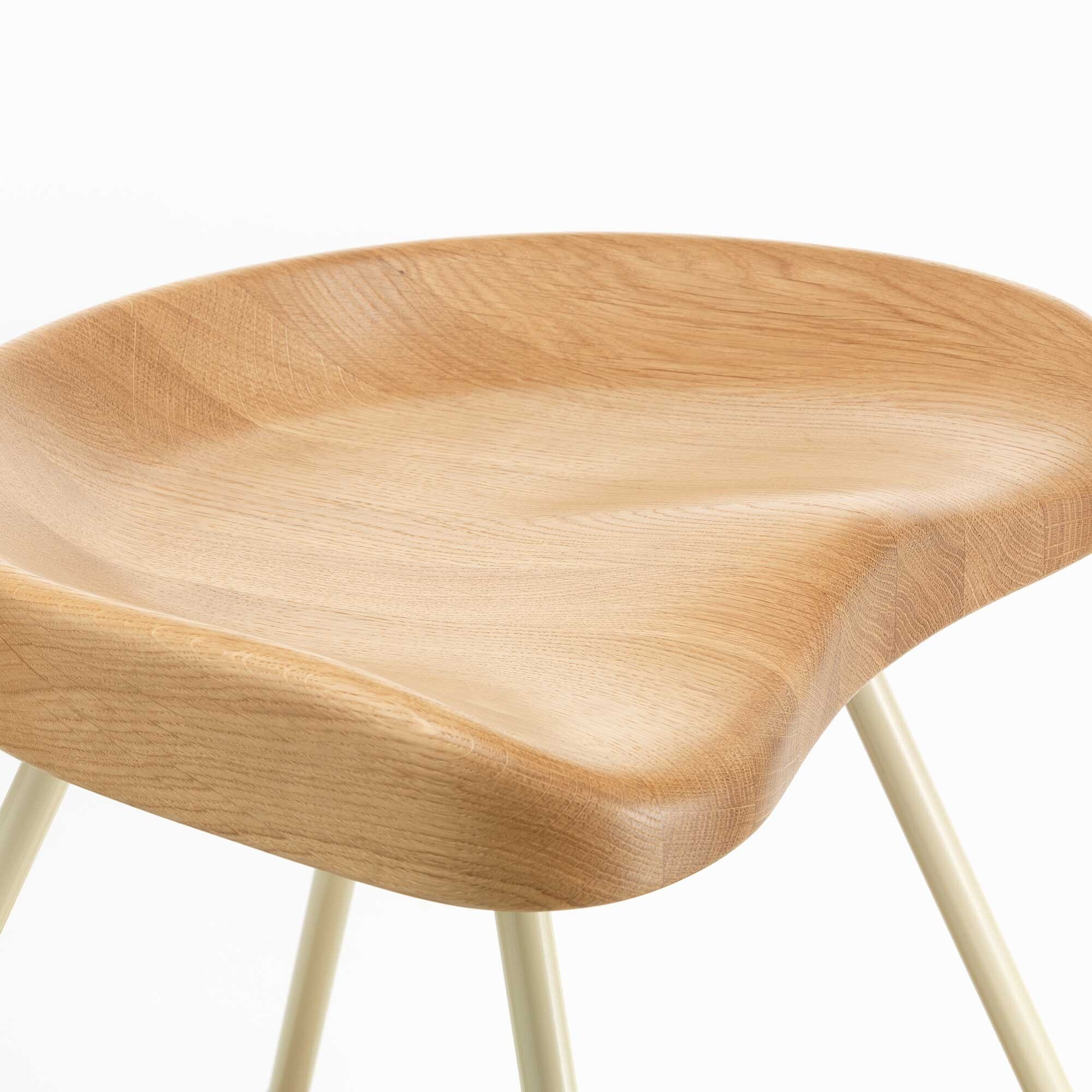 Tabouret N° 307 Stool