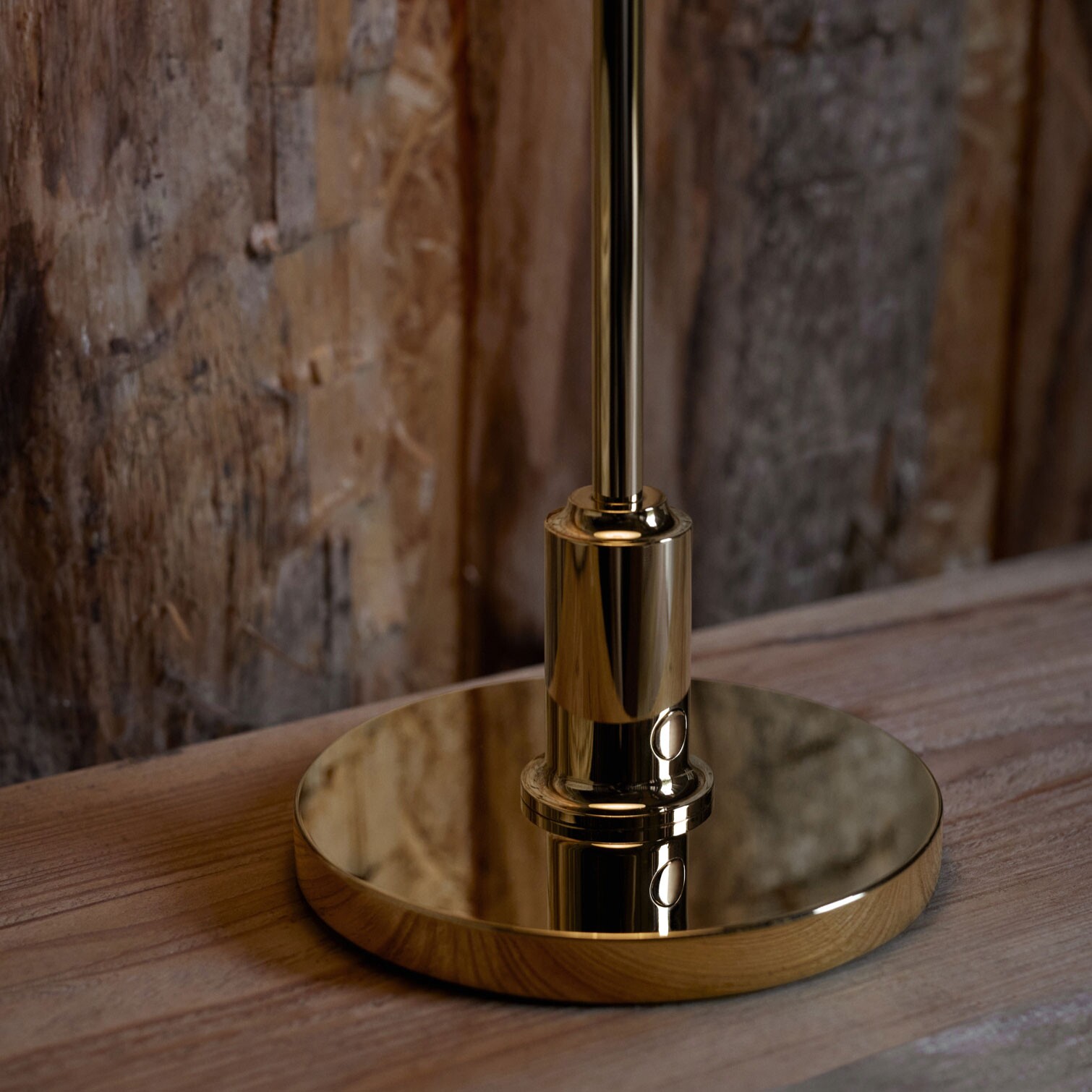 PH 2/1 Portable LED Table Lamp with Battery