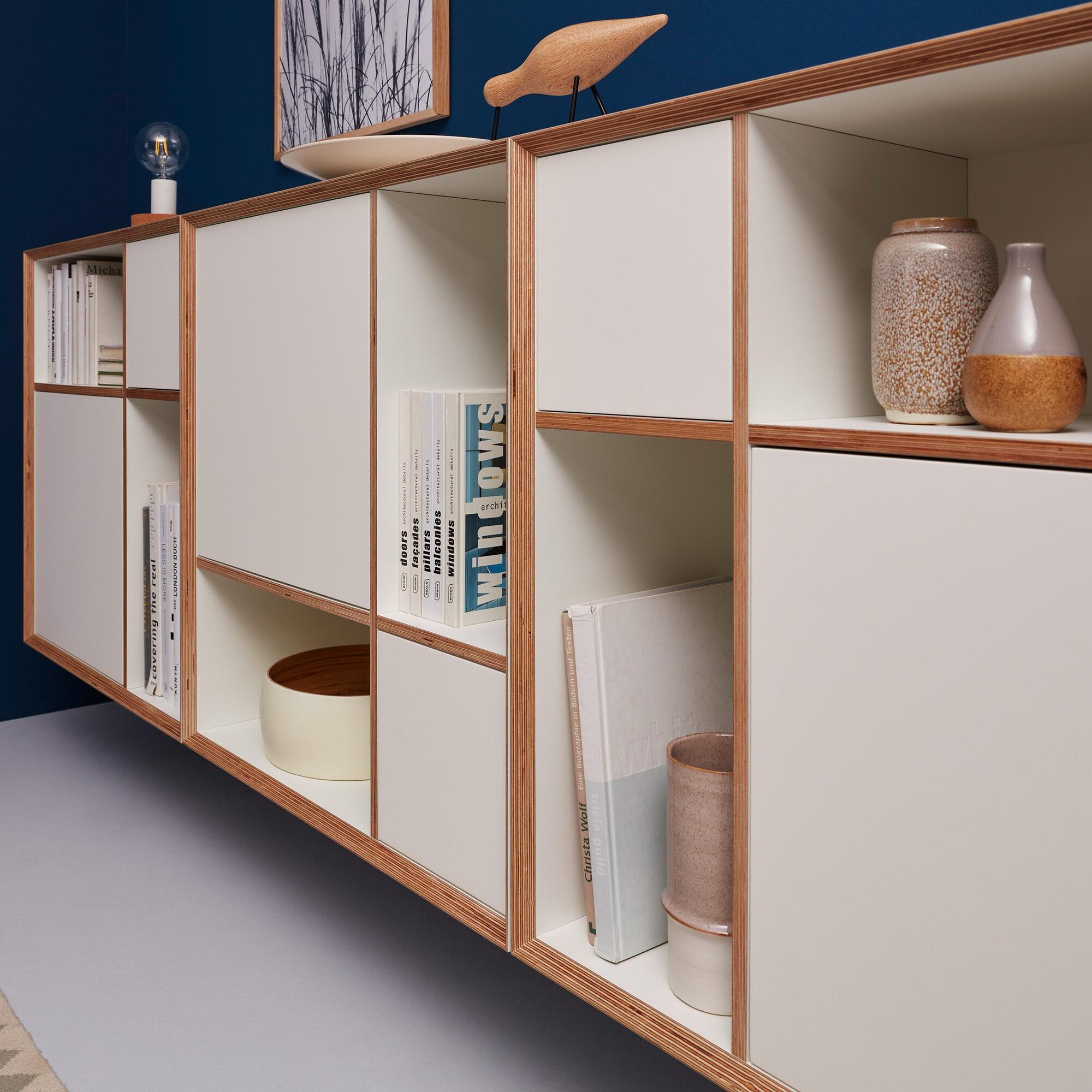 Vertiko Ply Three Shelf