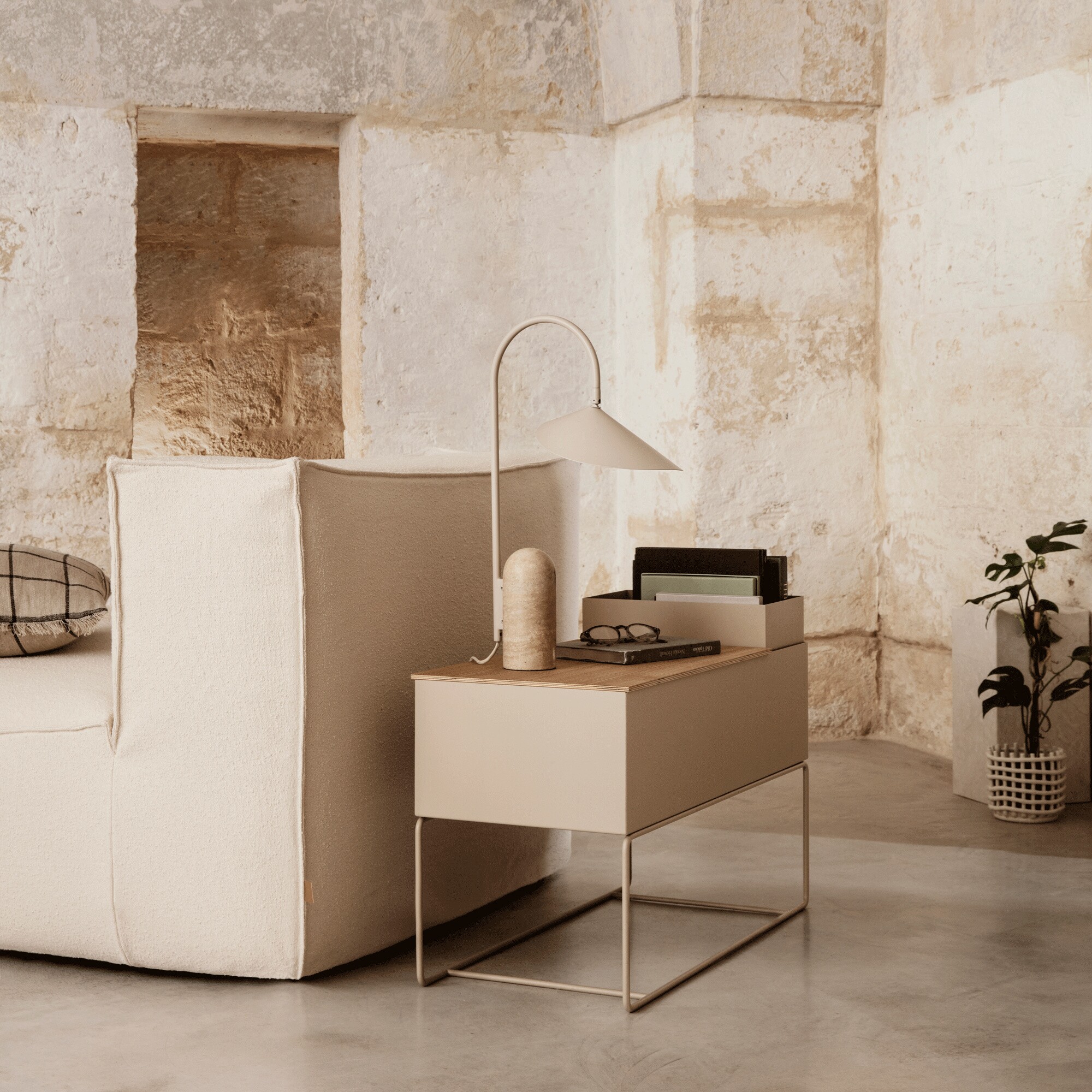 Plant Box Large 77x45x34cm