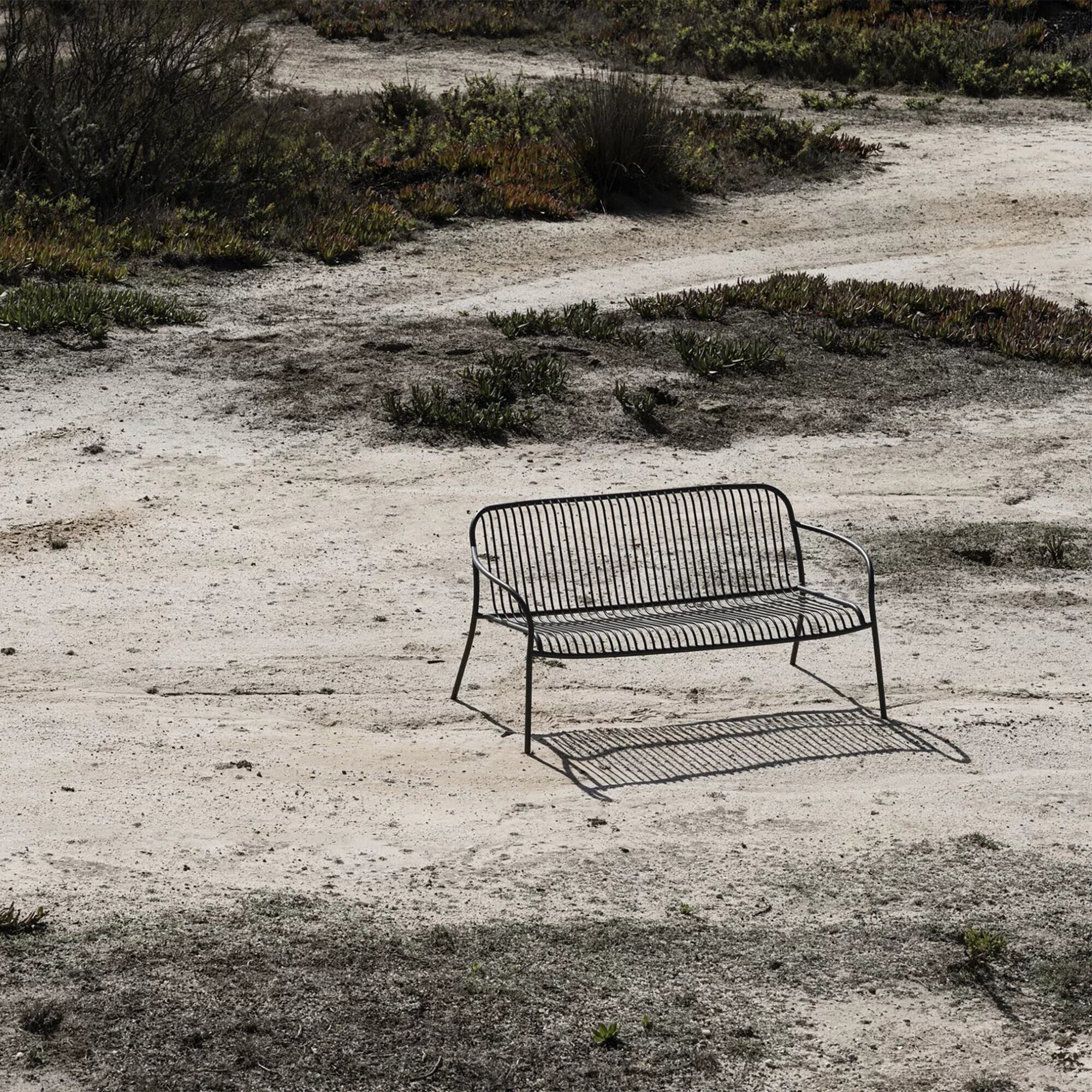 Yua Wire Outdoor Lounge Sofa