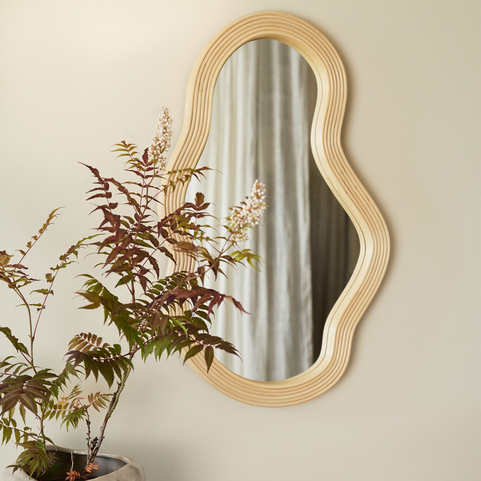 Pond Mirror M Rattan
