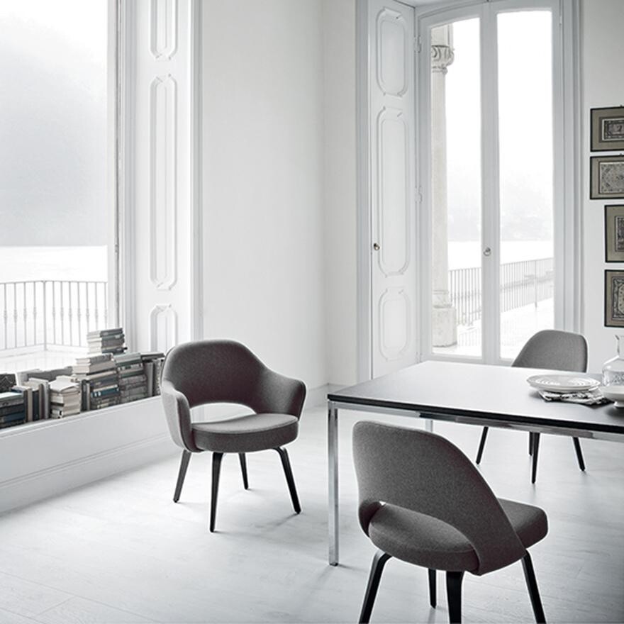 Saarinen Conference Armchair Frame Walnut