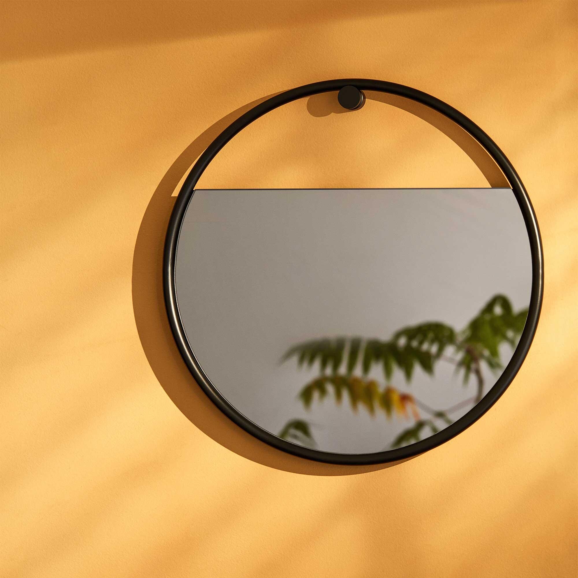 Peek Mirror Circular