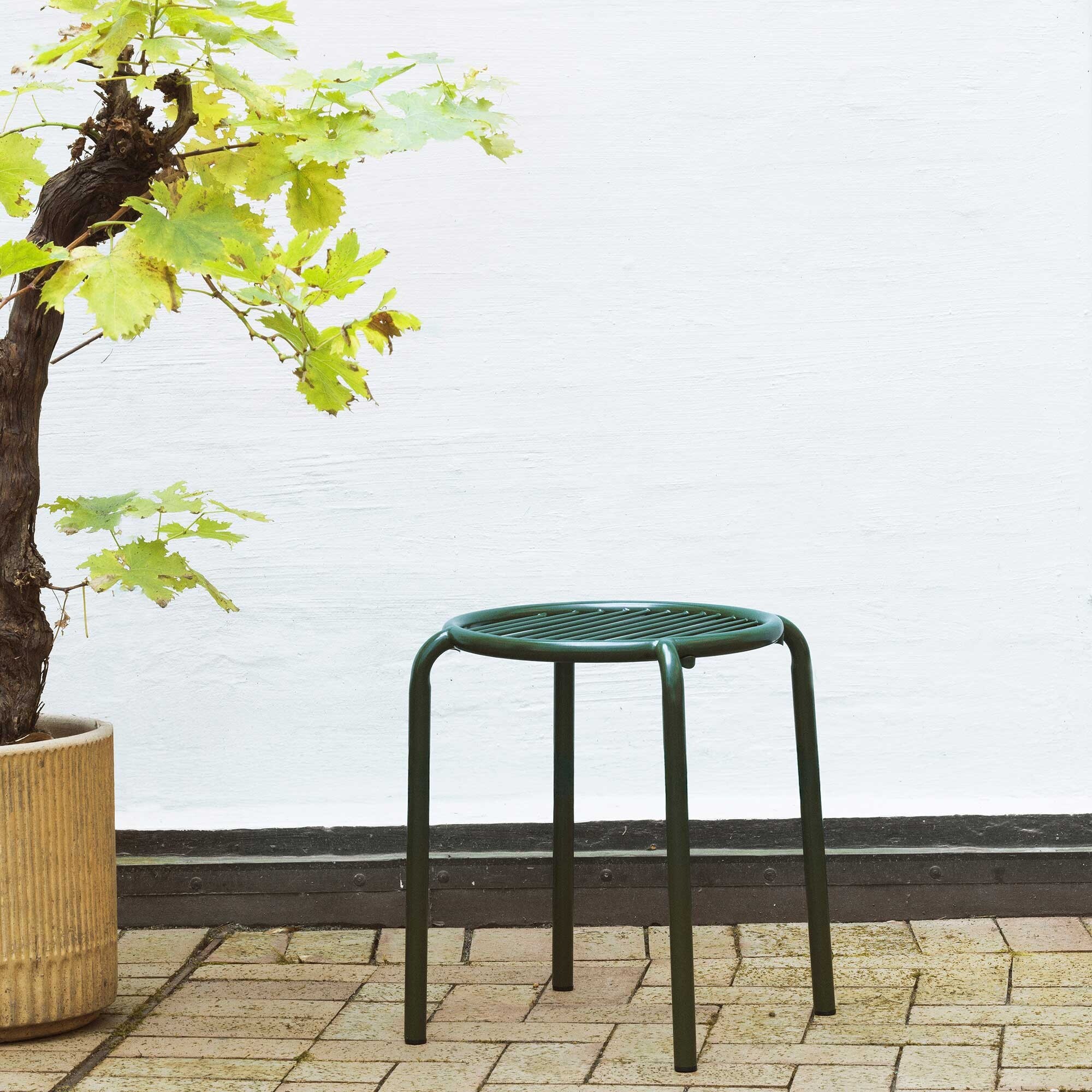 Vig Outdoor Stool