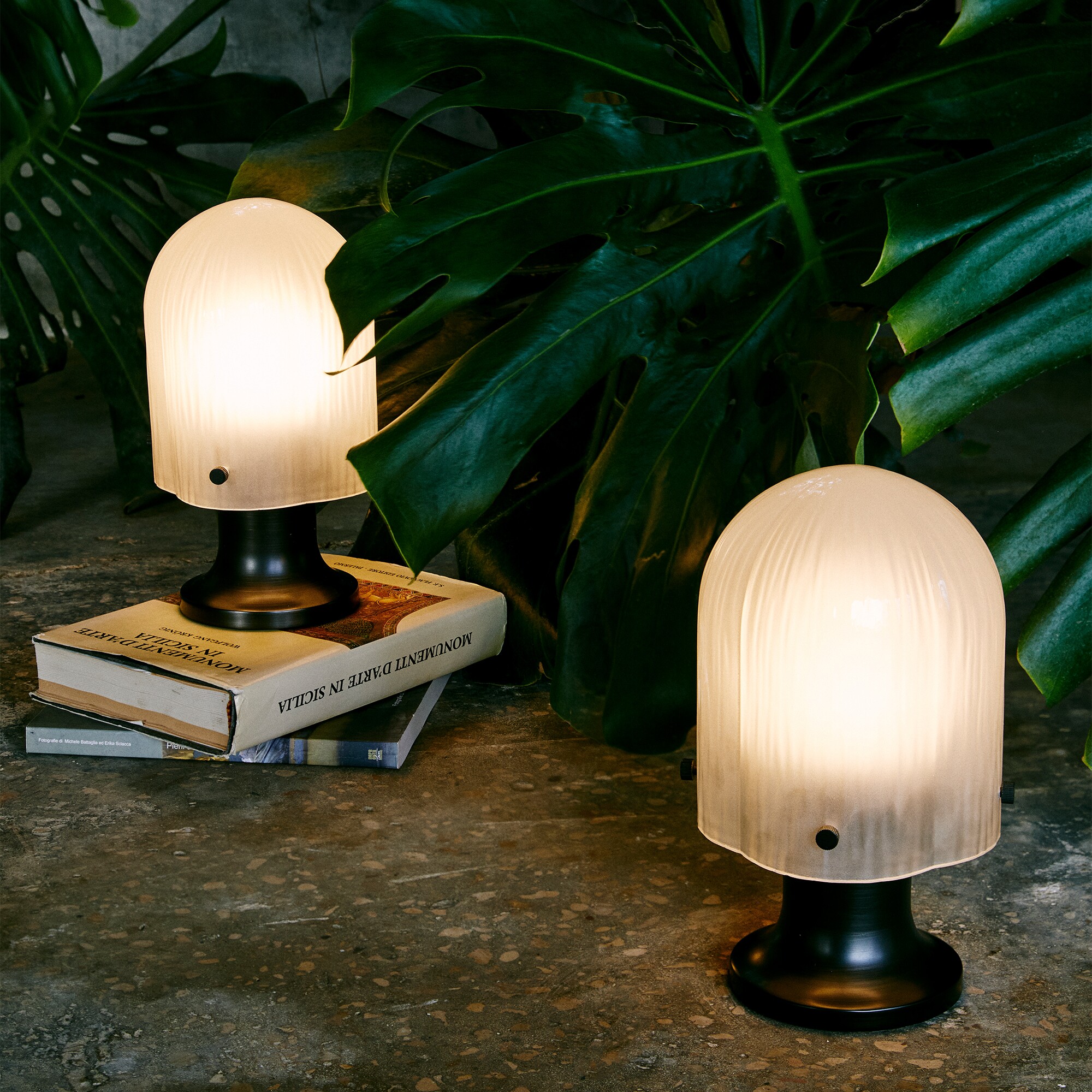 Seine Outdoor Portable Lamp with Battery