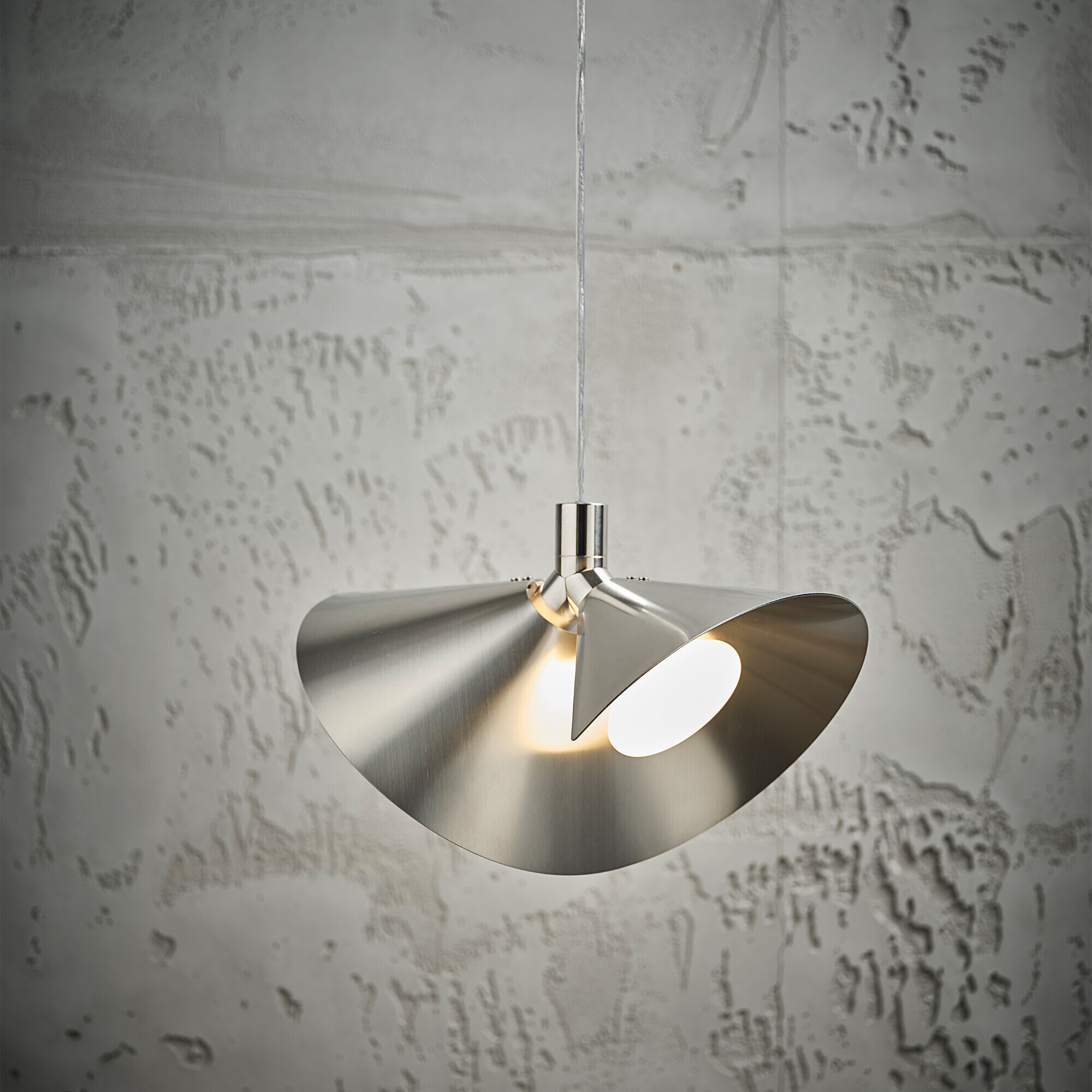 Peel Suspension Lamp