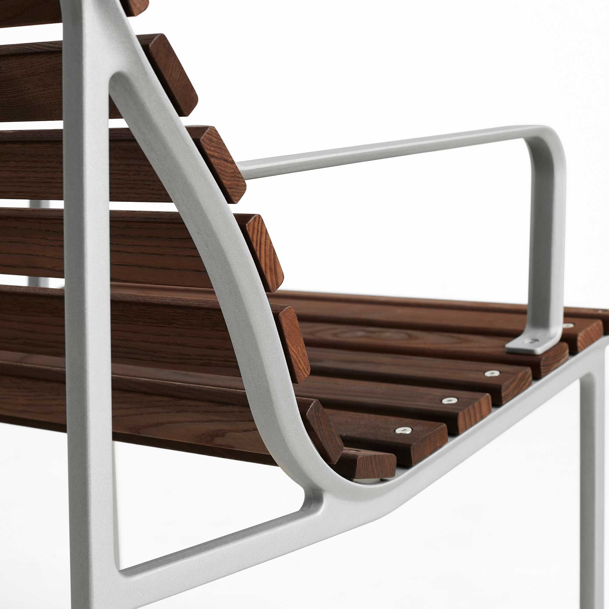 Traverse Outdoor Lounge Armchair