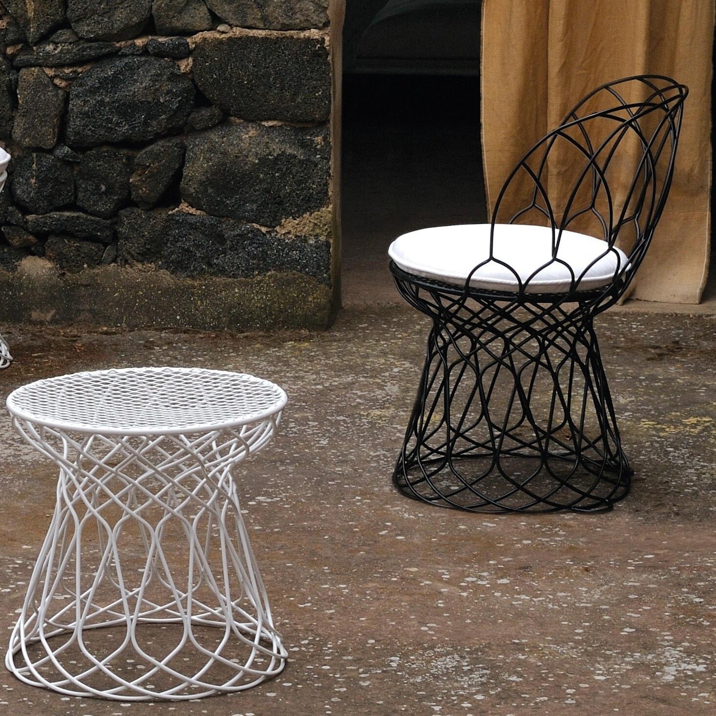 Re-Trouvé Outdoor Armchair