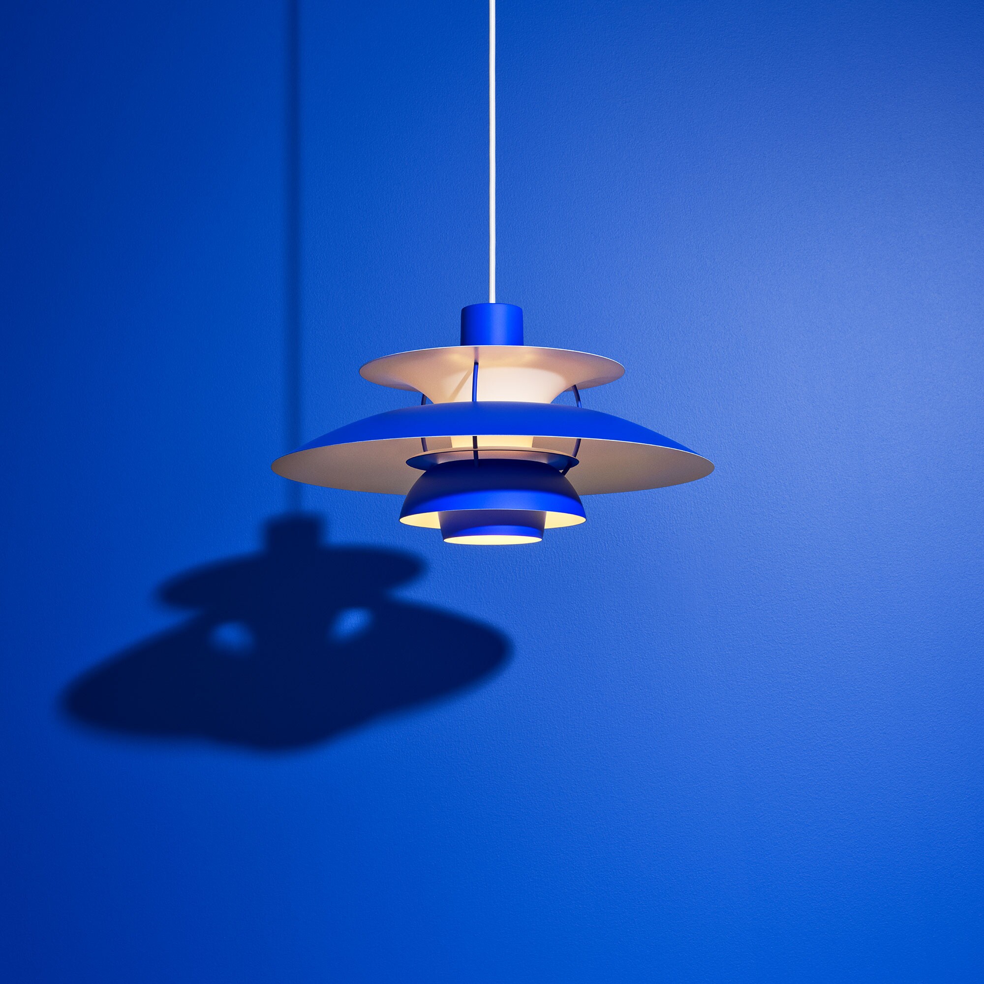 PH 5 Monochrome Suspension Lamp