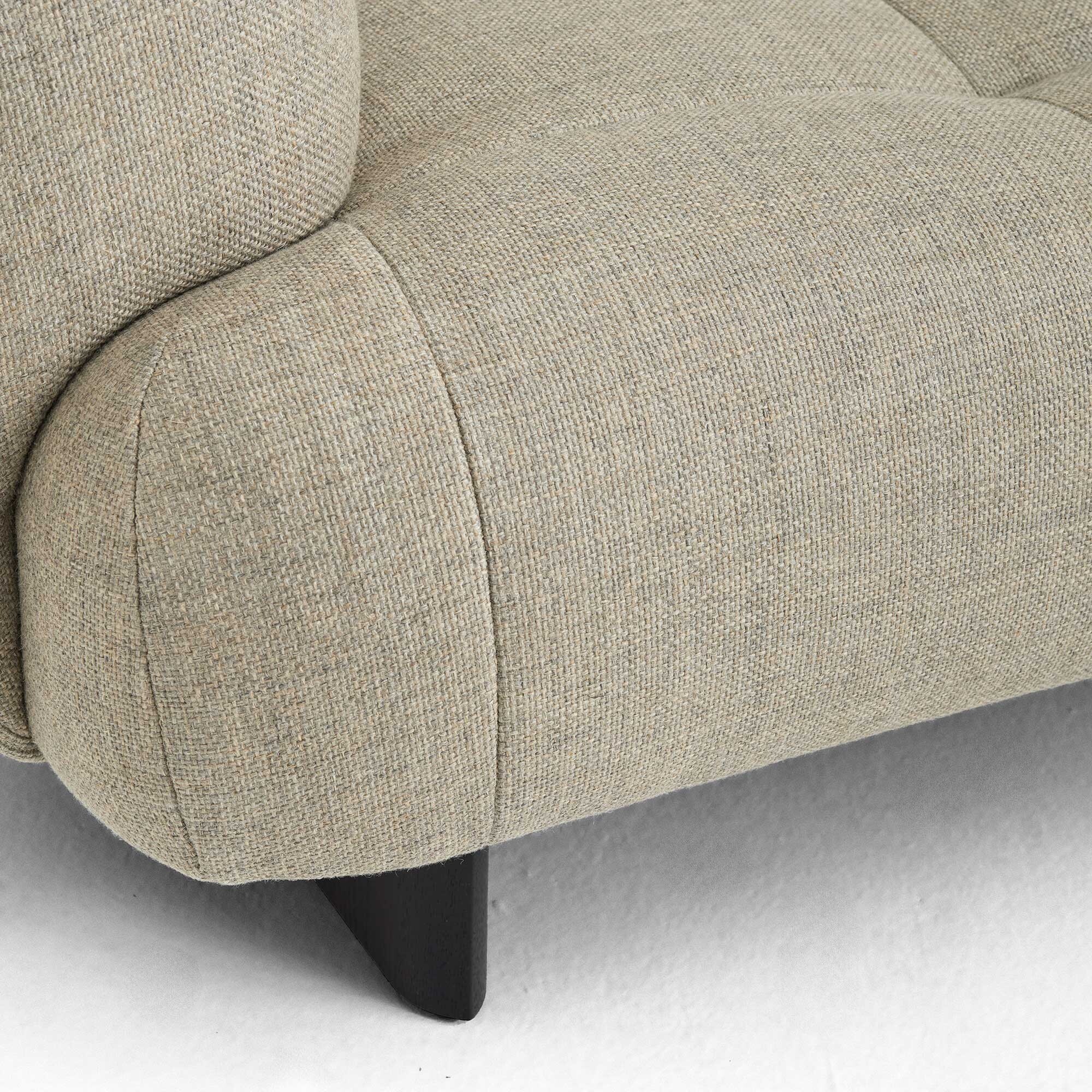 Quilton Lift 2 Seater Sofa