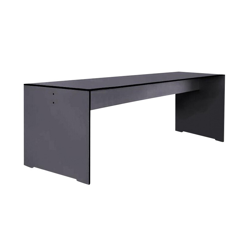 Riva Table