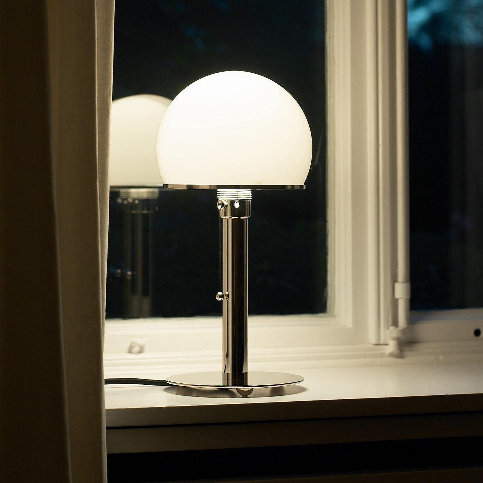 Wagenfeld WA 24 Table Lamp