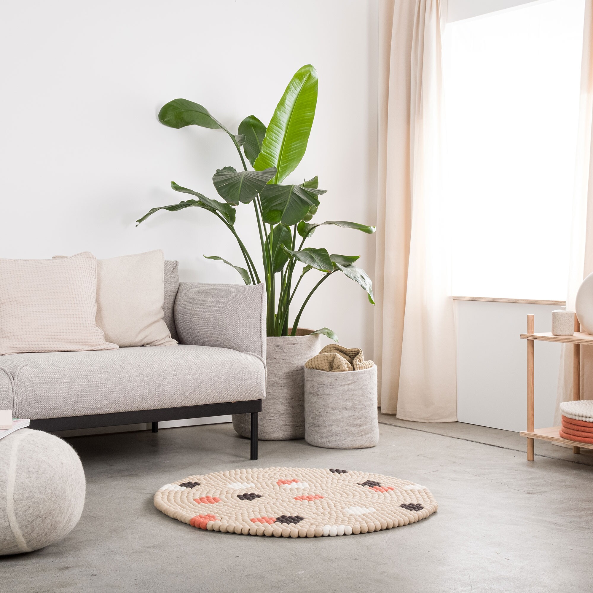 Terra Ocean Felt Ball Rug